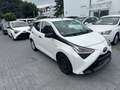 Toyota Aygo AYGO x/ TÜV Neue Weiß - thumbnail 3