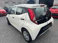 Toyota Aygo AYGO x/ TÜV Neue Weiß - thumbnail 13