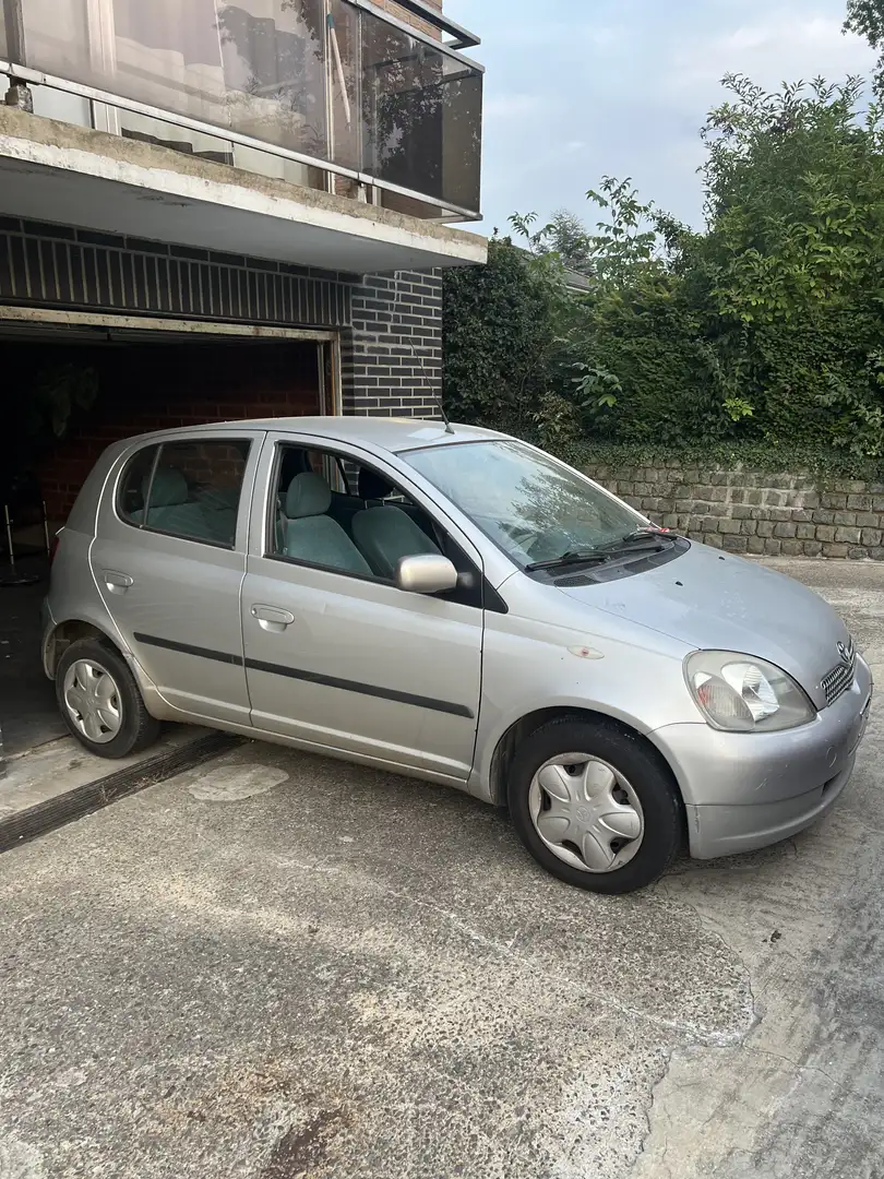 Toyota Yaris 1.0 Free-Tronic linea terra - 1
