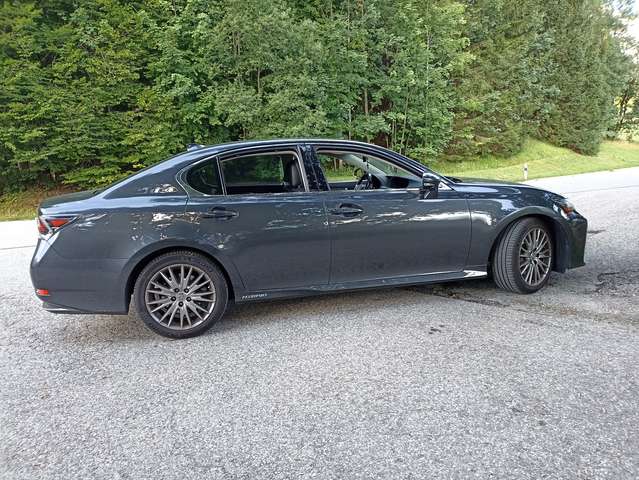 Imagine Lexus GS 450h GS 450h Luxury Line