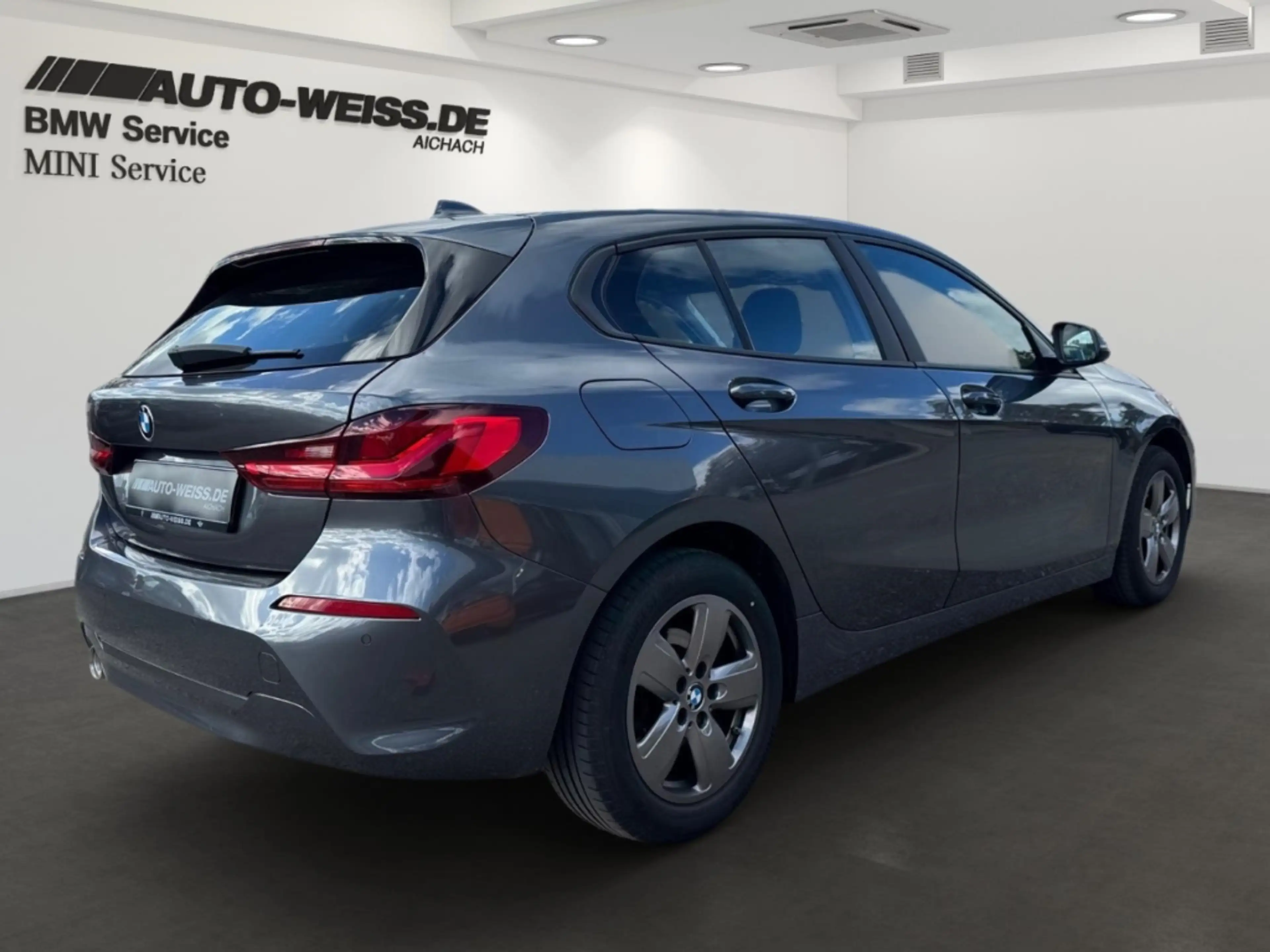 BMW 118 iA +NAVI+LED+SHZ+PDC+MFL+WLAN+USB+BT+17ALU — photo 5
