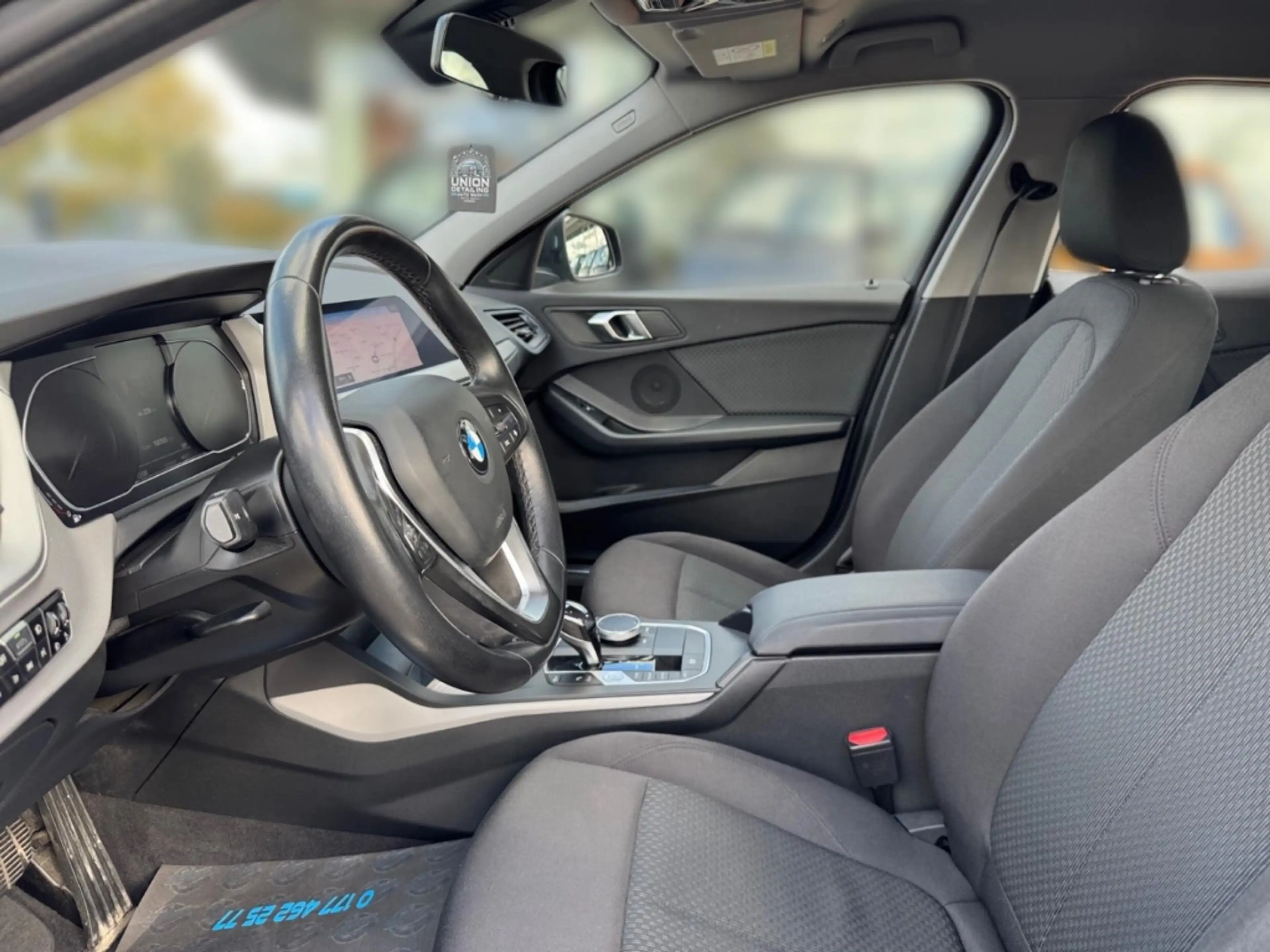 BMW 118 iA +NAVI+LED+SHZ+PDC+MFL+WLAN+USB+BT+17ALU — photo 15