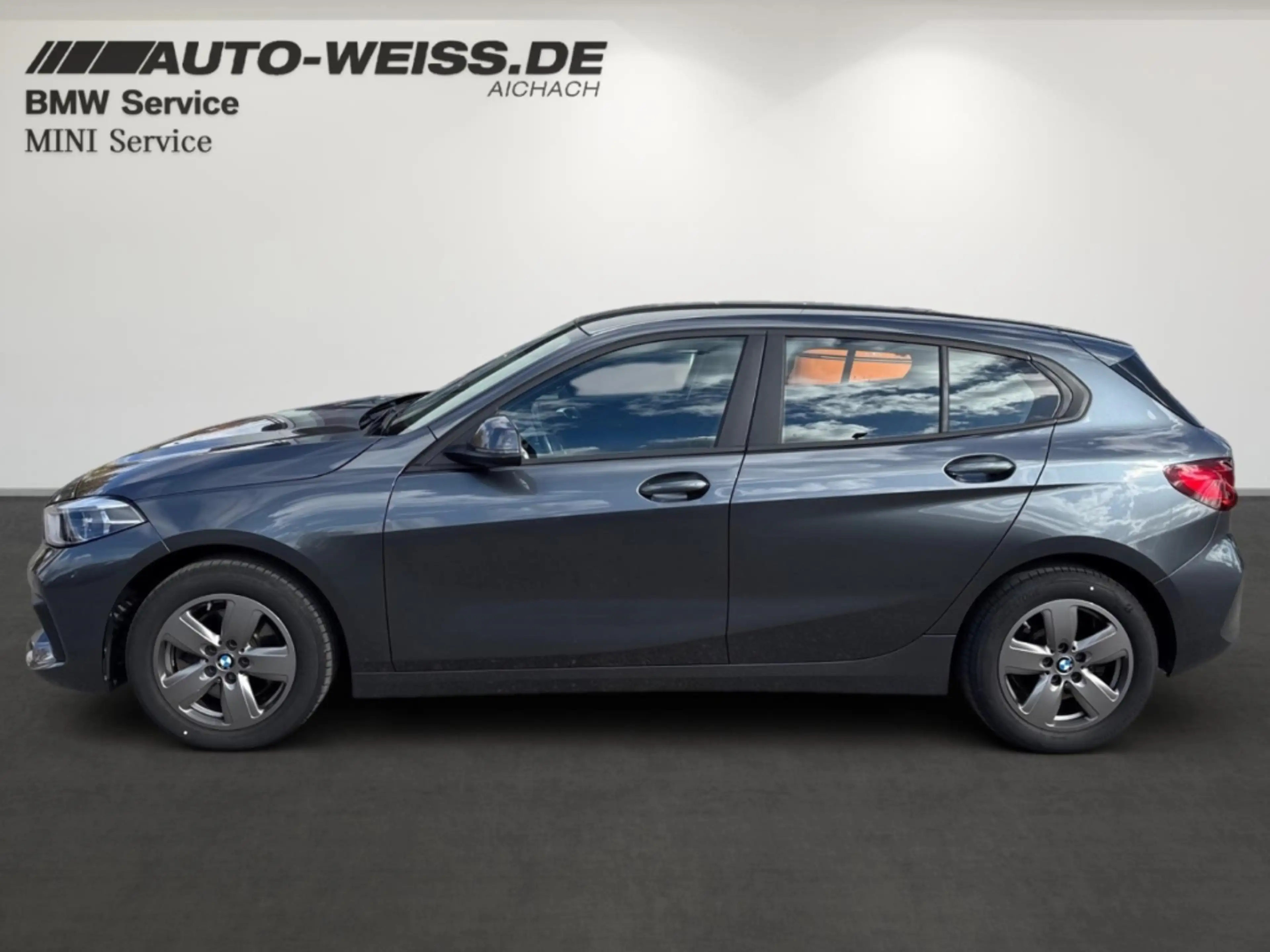 BMW 118 iA +NAVI+LED+SHZ+PDC+MFL+WLAN+USB+BT+17ALU — photo 8