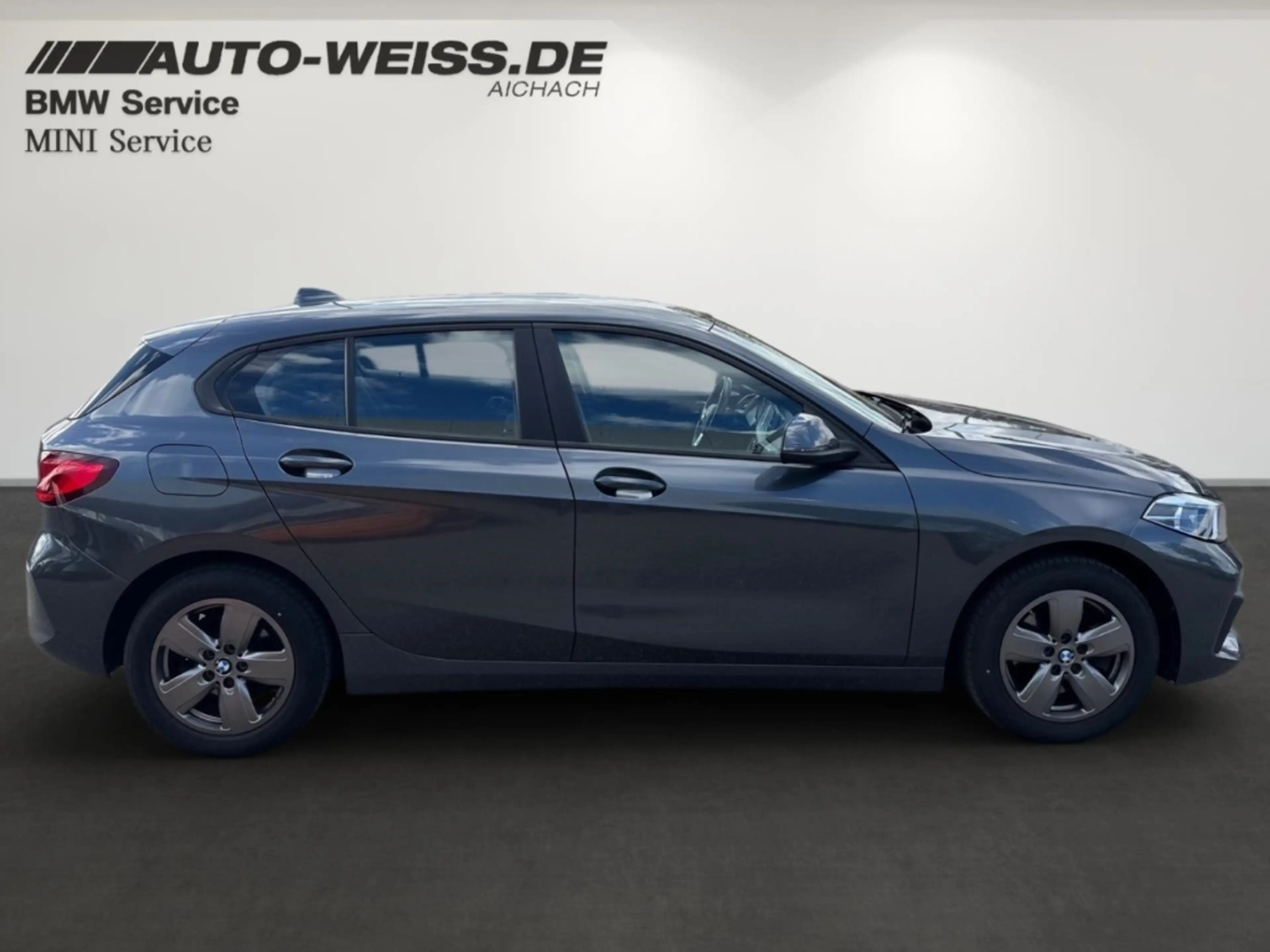 BMW 118 iA +NAVI+LED+SHZ+PDC+MFL+WLAN+USB+BT+17ALU — photo 4