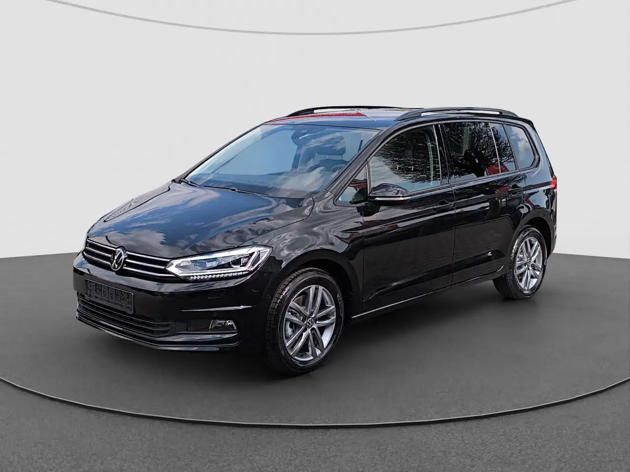 Volkswagen Touran 1.5 TSI DSG Comfortline AHK NAVI RFK 2