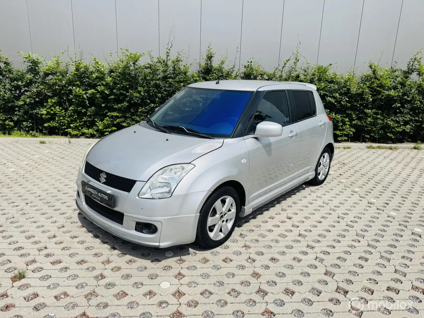 Suzuki Swift 1.5 GLS Automaat Carplay Gris - 1