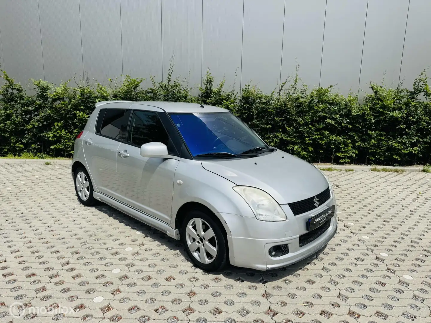 Suzuki Swift 1.5 GLS Automaat Carplay Gris - 2