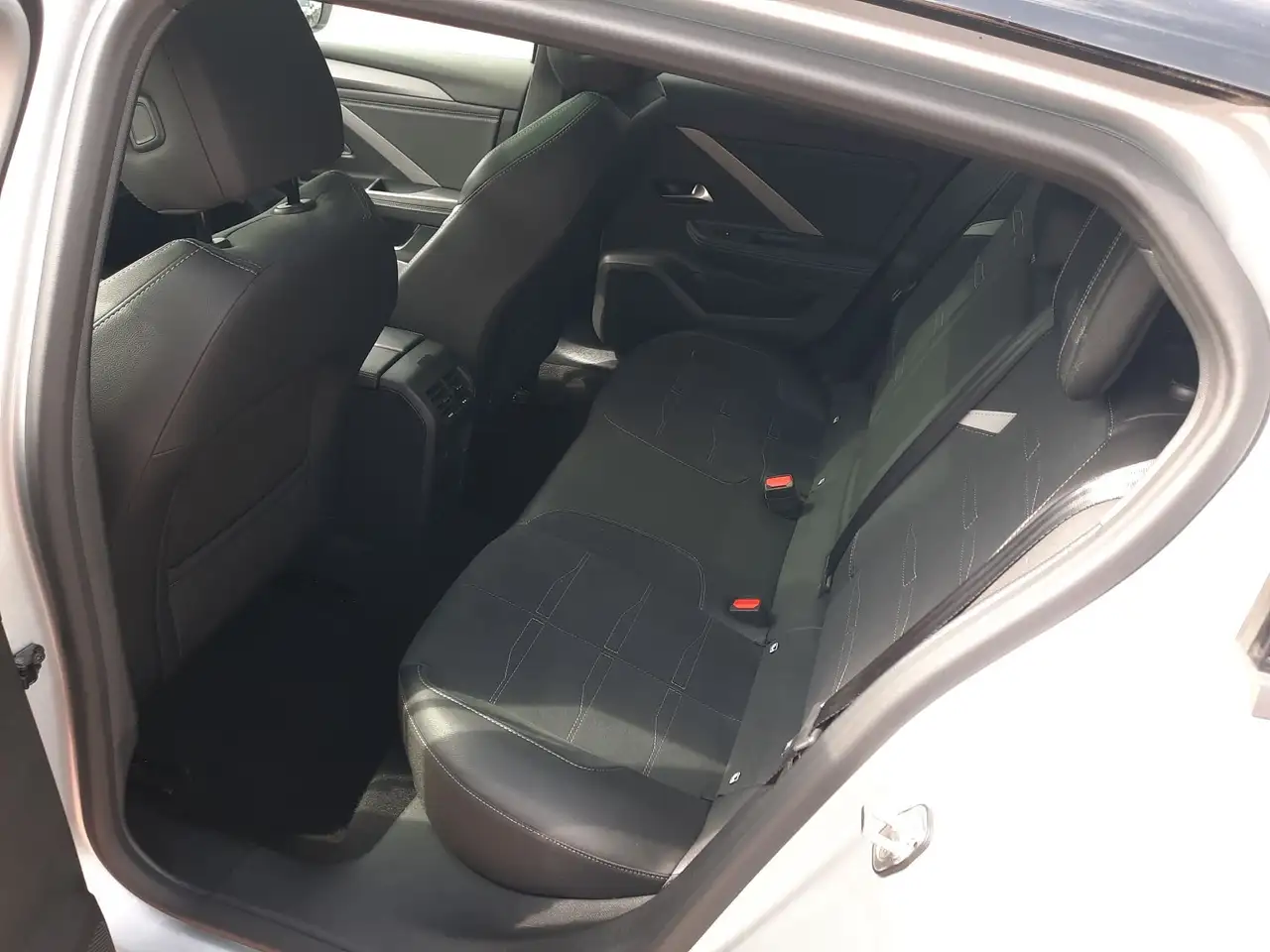 Opel Astra L 1.2 Turbo GS HUD Pano 360° ACC Schiebed., миниатюра 26