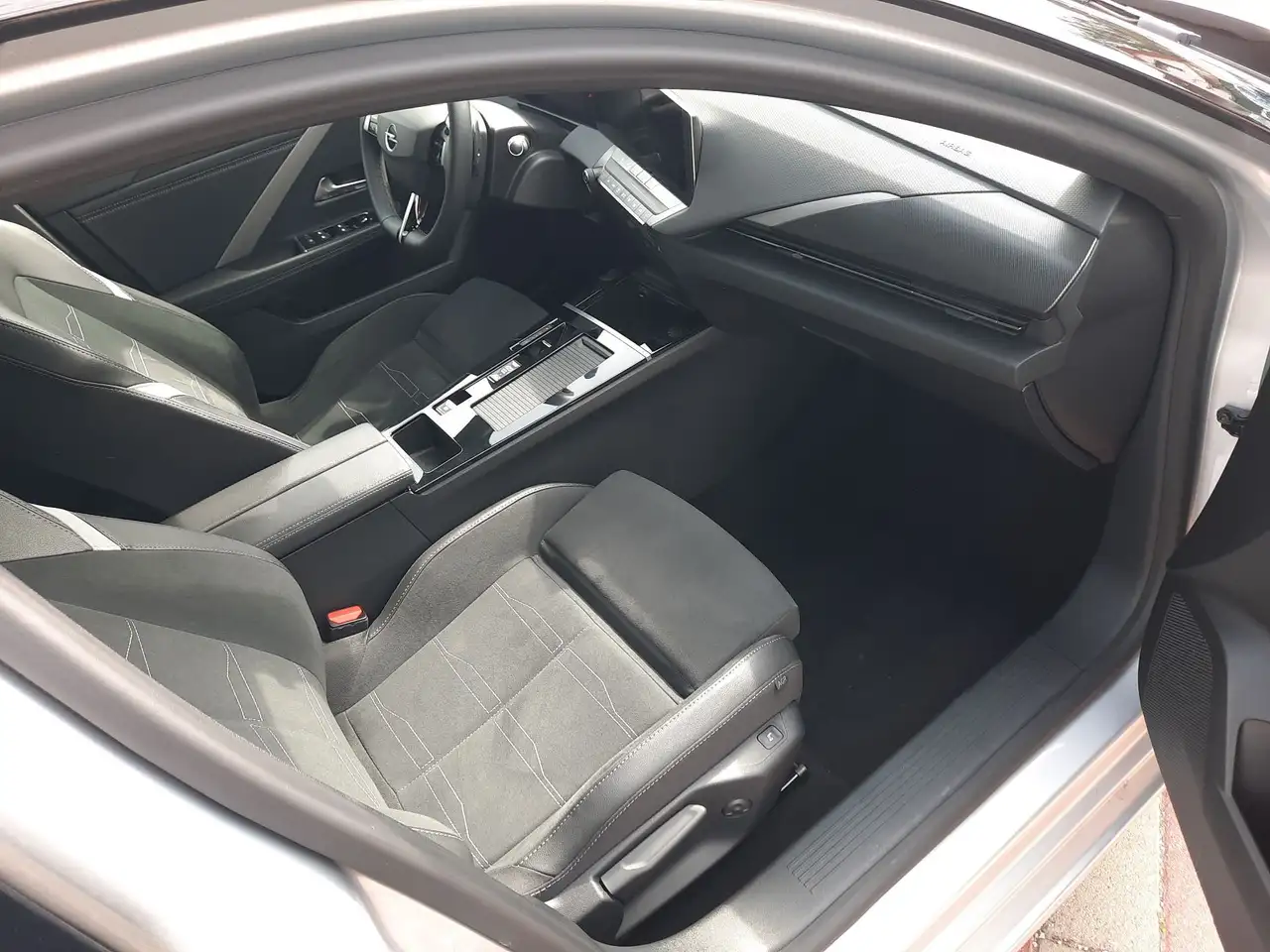 Opel Astra L 1.2 Turbo GS HUD Pano 360° ACC Schiebed., миниатюра 27