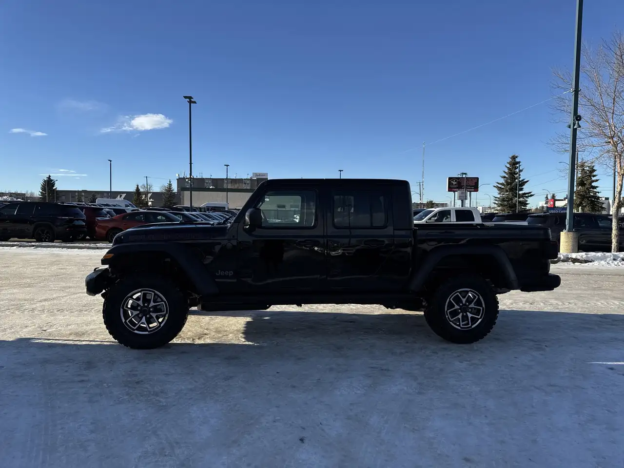 Jeep Gladiator photo Jeep Gladiator