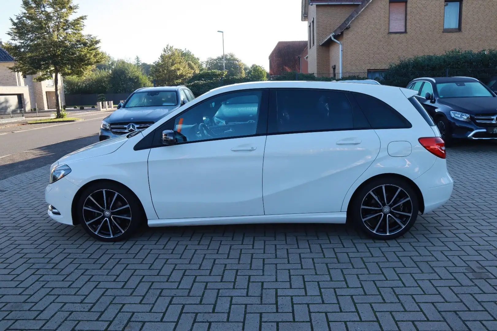 Mercedes-Benz B 180 CDI Motorlampe aktiv Blanc - 2