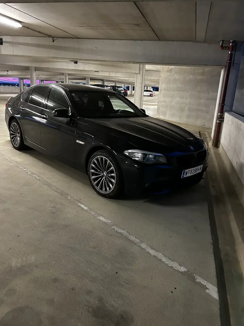 BMW 525 Schwarz - 1