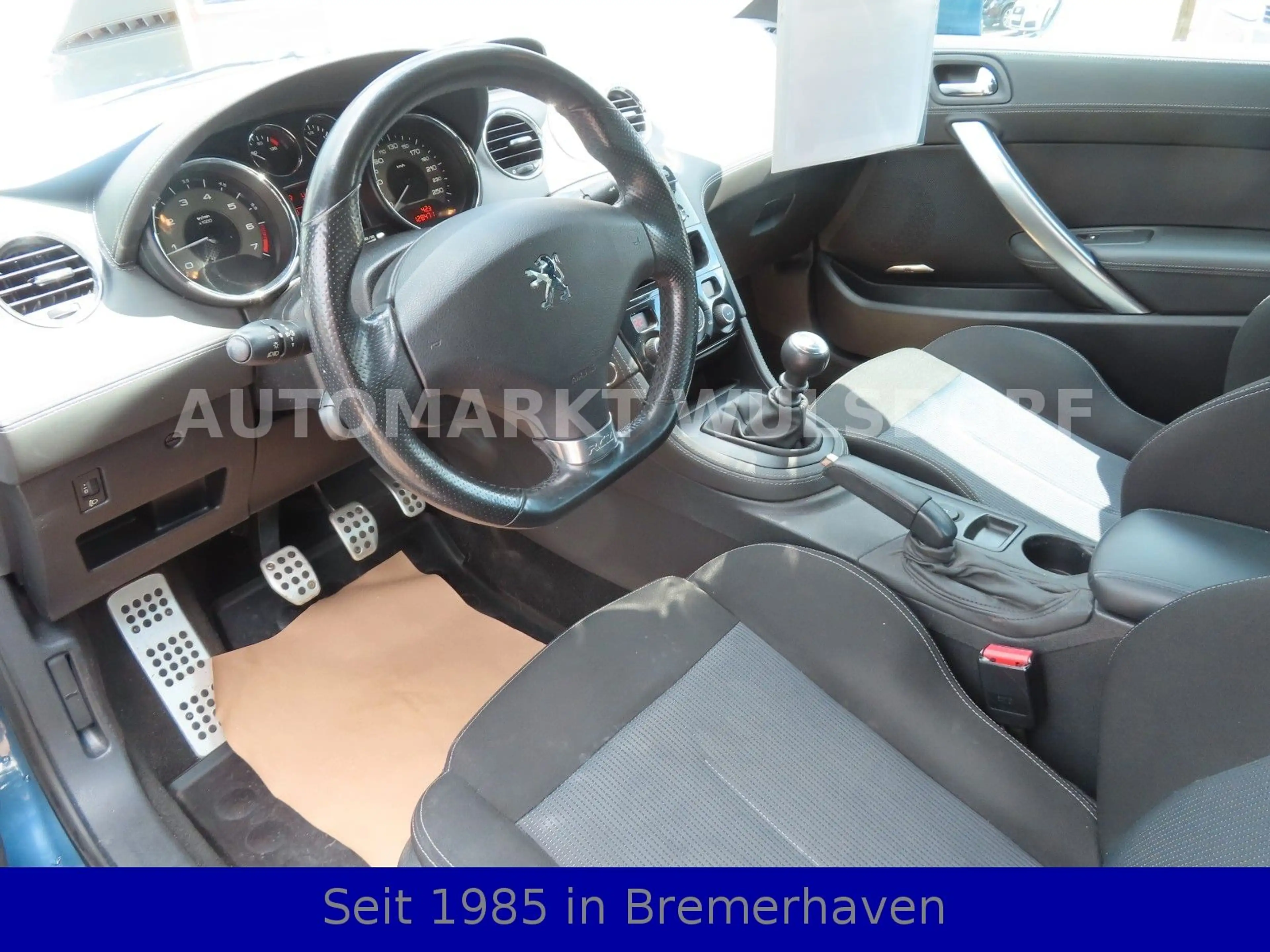 Peugeot RCZ 1,6,Scheckheft,Klima,Alu,NICHTRAUCHER,6-Gang — photo 10