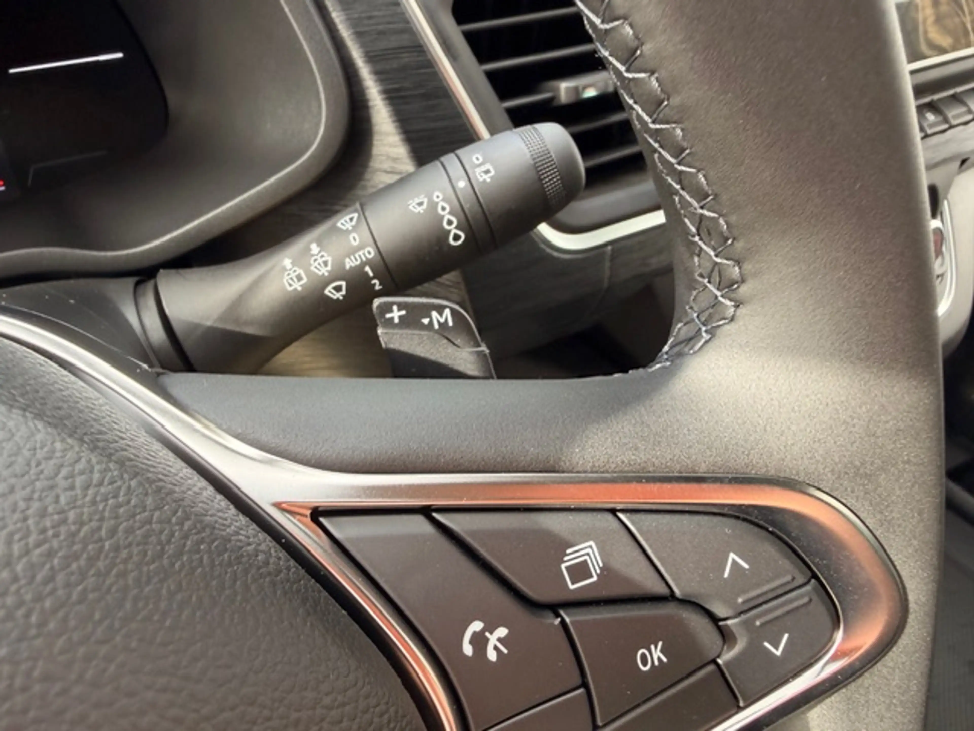 Nissan Primastar Kombi9 L1H1 2,8t dci170 AT TEKNA 2ST HK Design — photo 13