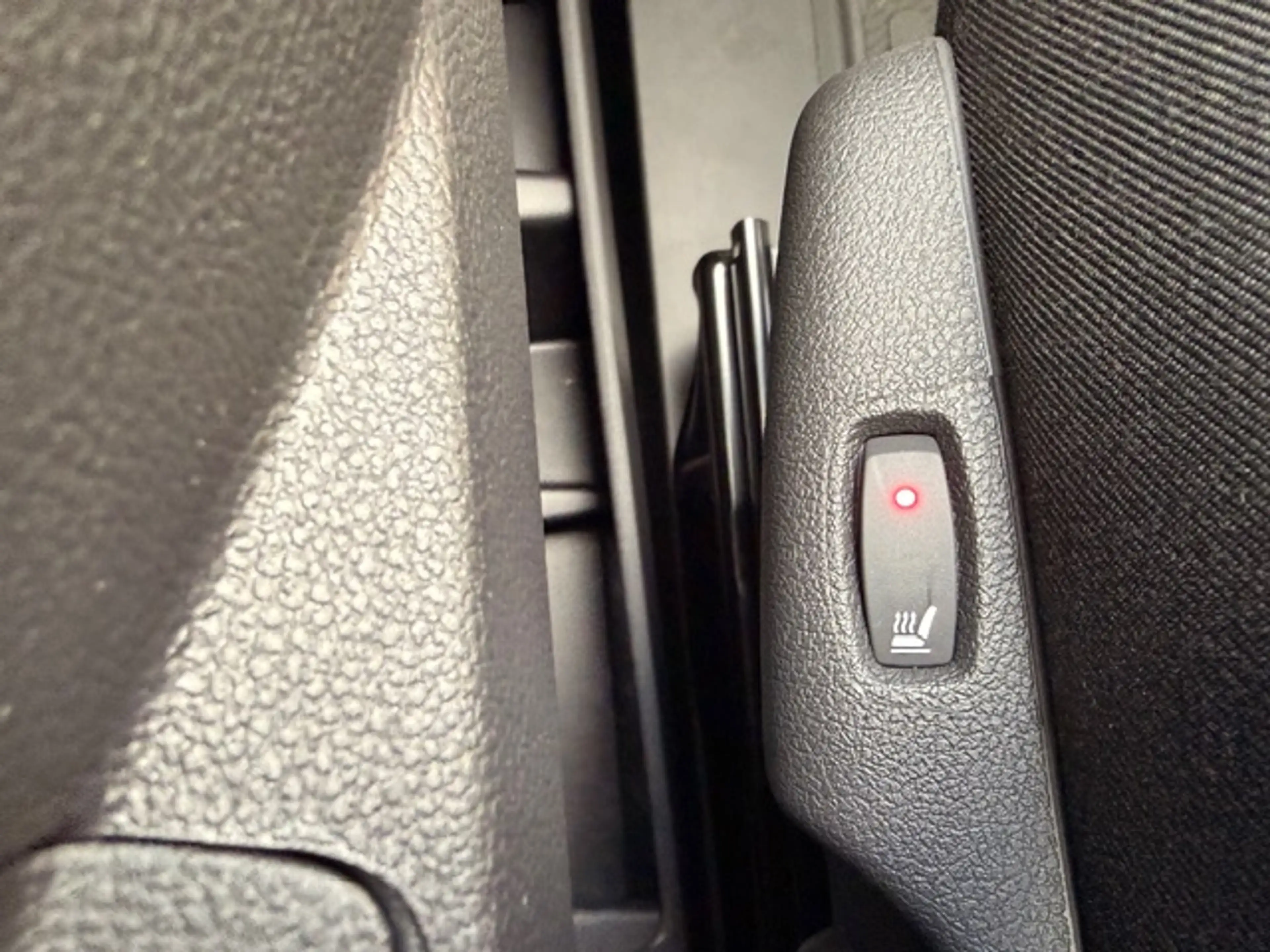Nissan Primastar Kombi9 L1H1 2,8t dci170 AT TEKNA 2ST HK Design — photo 11
