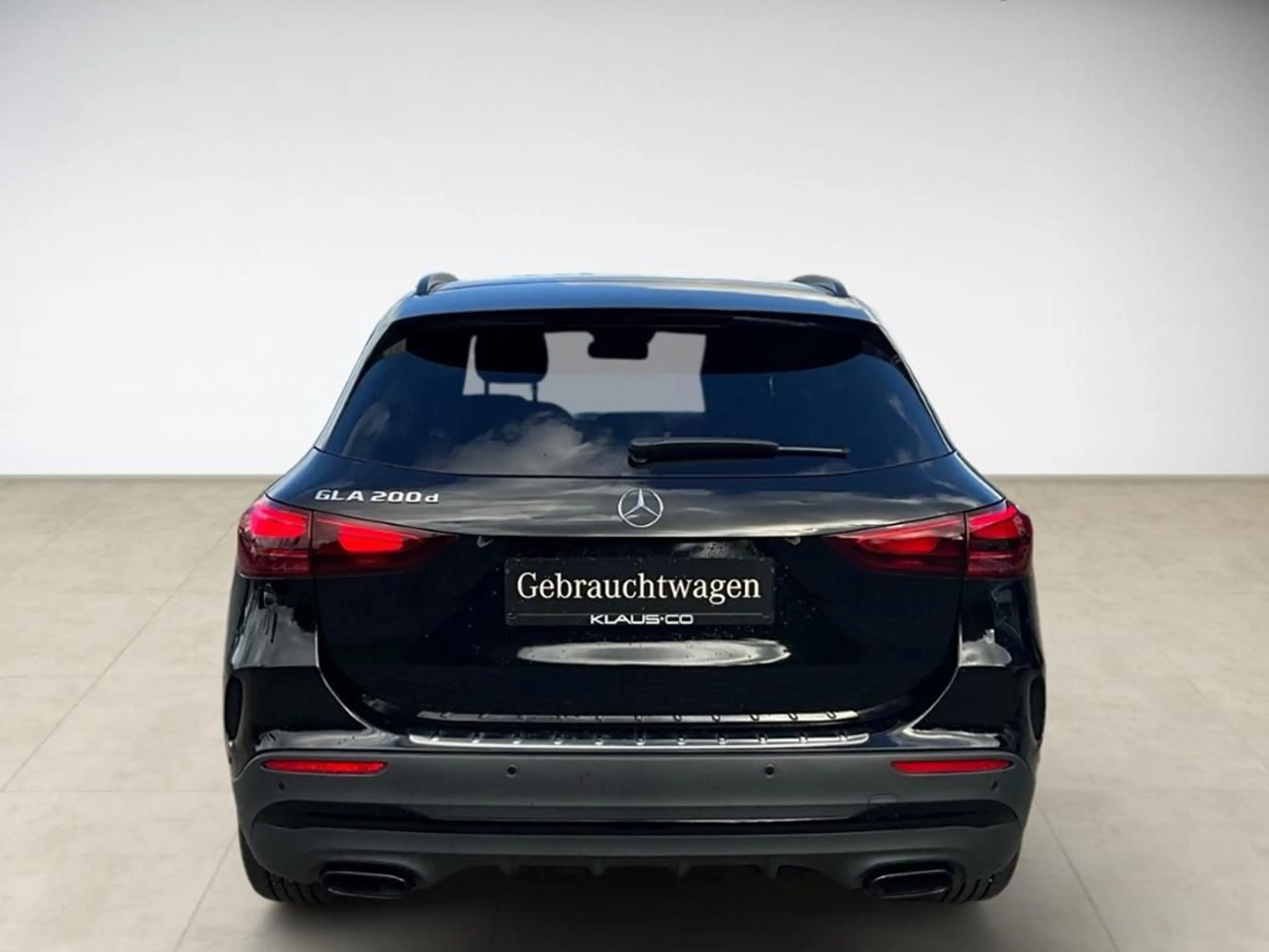 Mercedes-Benz GLA 200 d AMG AUT Kam. KlimaA LED LM PDC ParkAss — photo 5