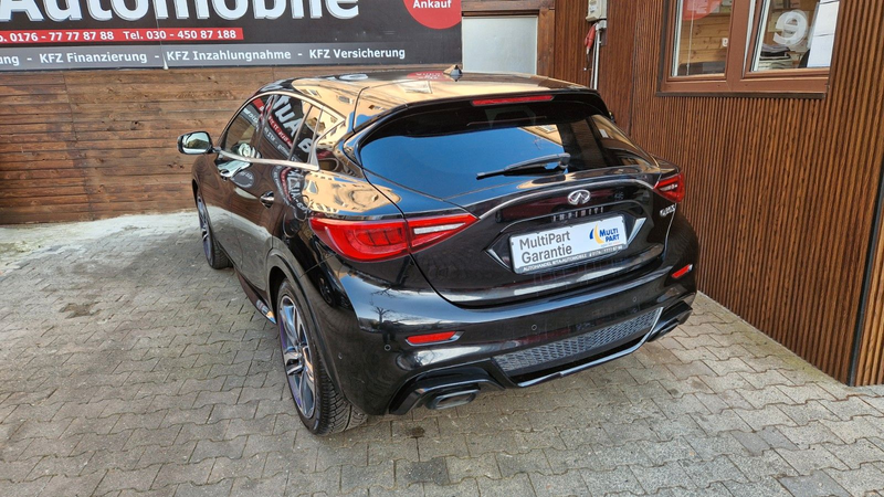 Infiniti Q30 S 1.6t DCT FWD Sport, 360° Kamera, Navi — photo 7