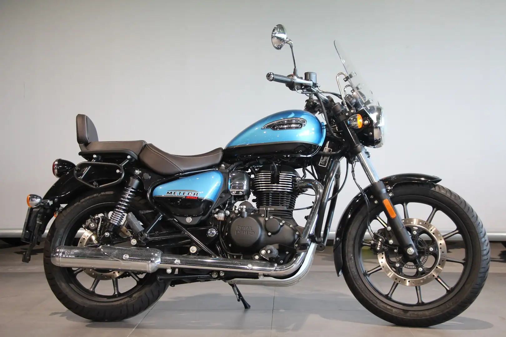 Royal Enfield Meteor 350 Blauw - 1