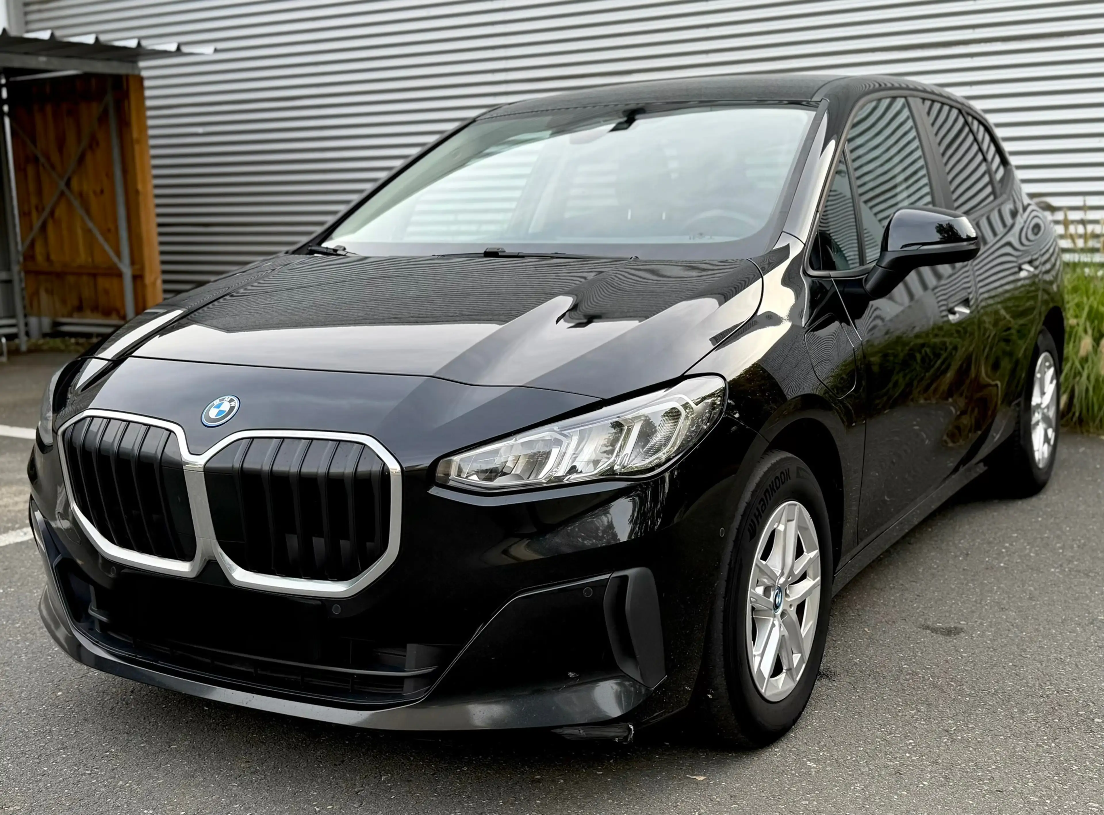 BMW 225 Active Tourer PHEV 225xeA (180 kW)