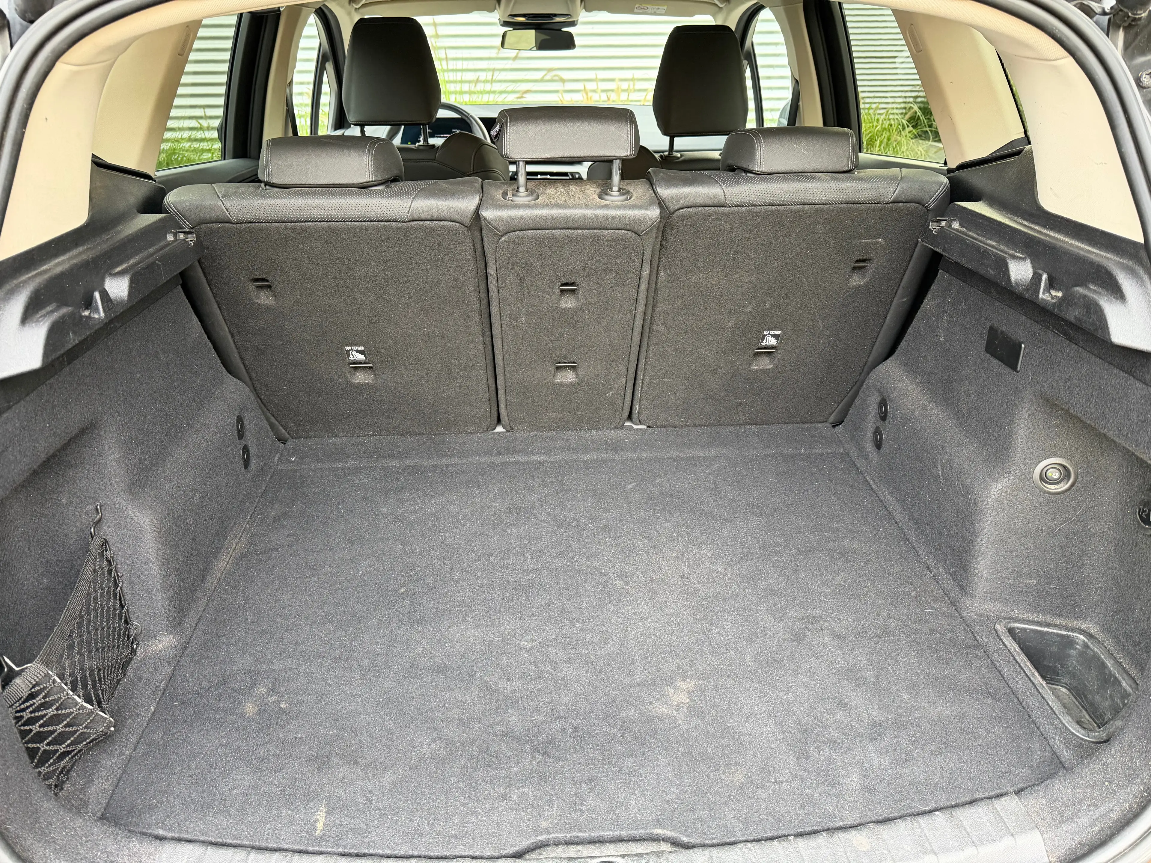 BMW 225 Active Tourer PHEV 225xeA (180 kW) — photo 13