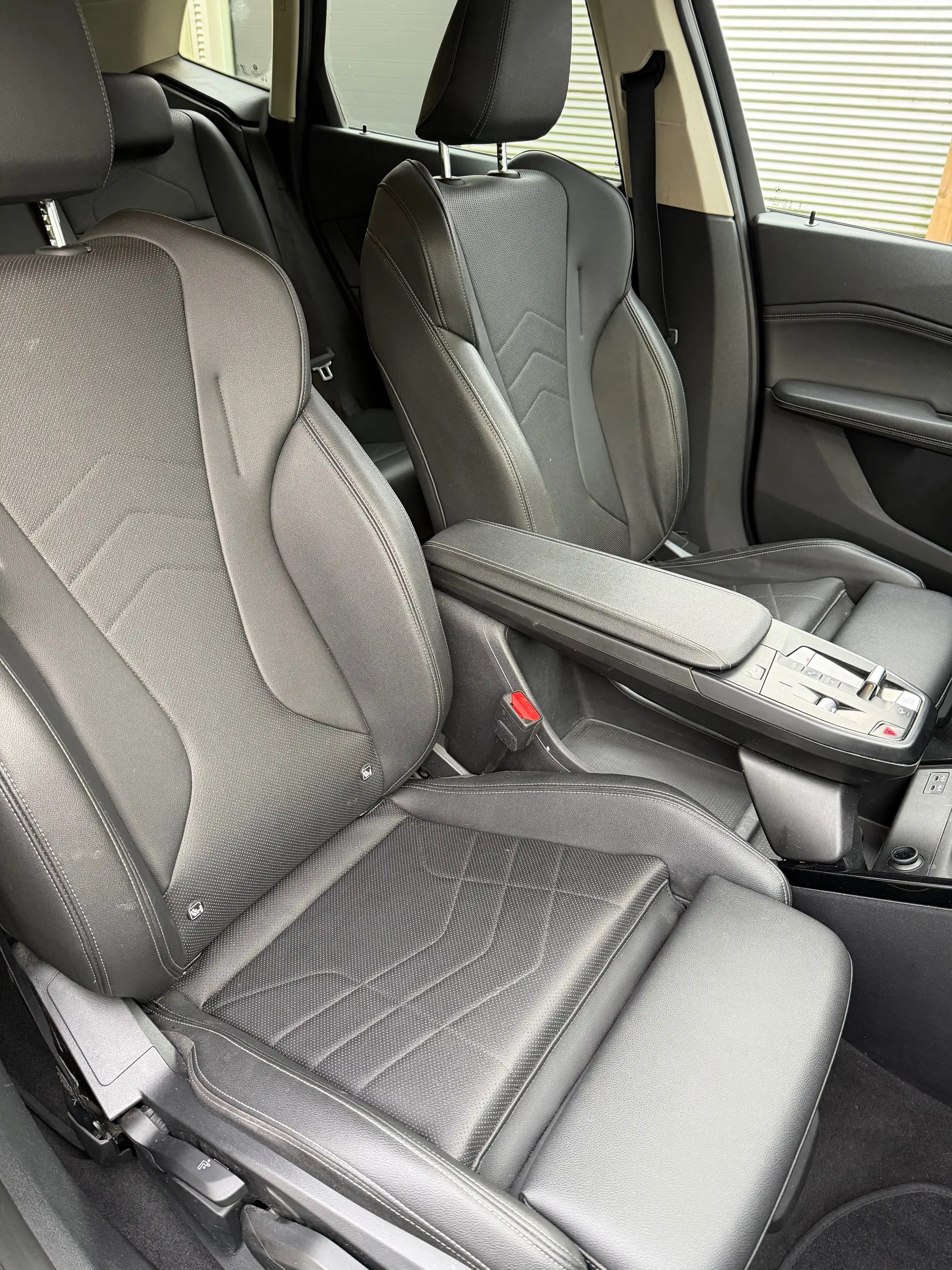 BMW 225 Active Tourer PHEV 225xeA (180 kW) — photo 8