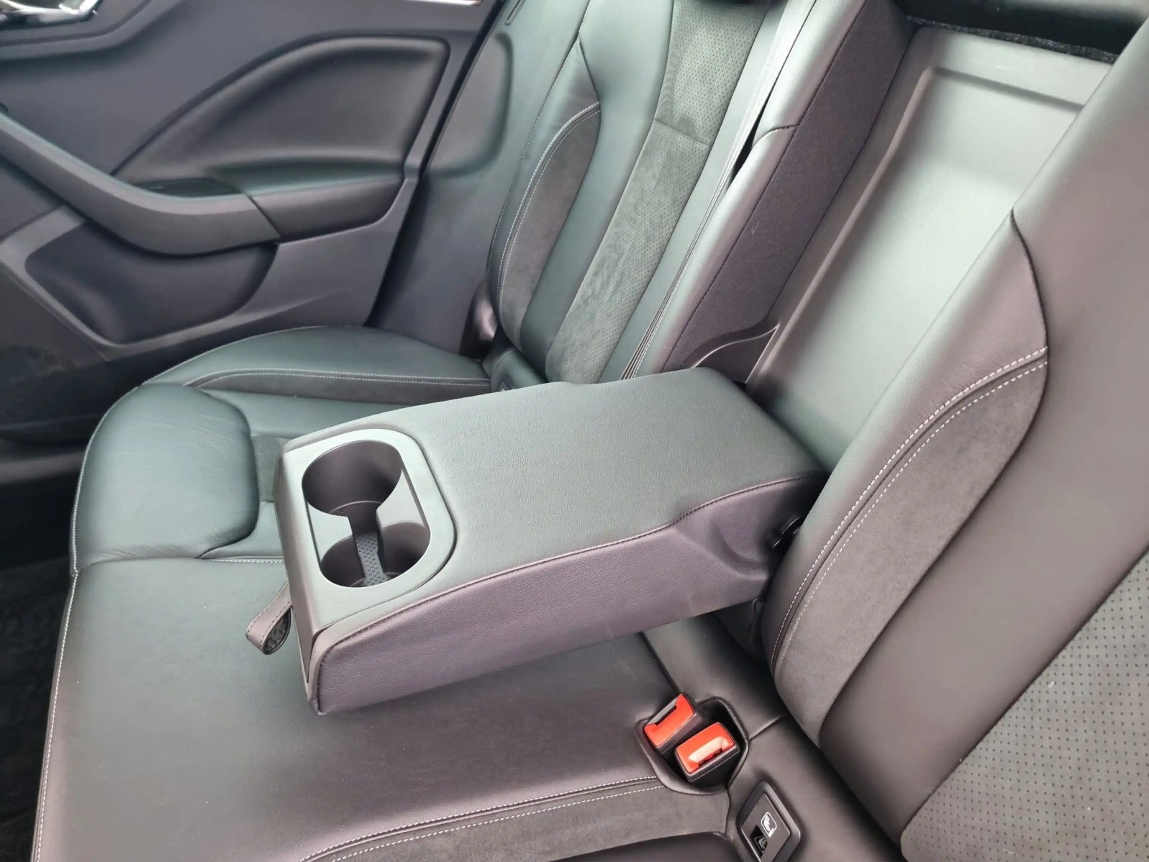 Skoda Kamiq Style CarPlay Kamera AHK Spurh. Leder — photo 15