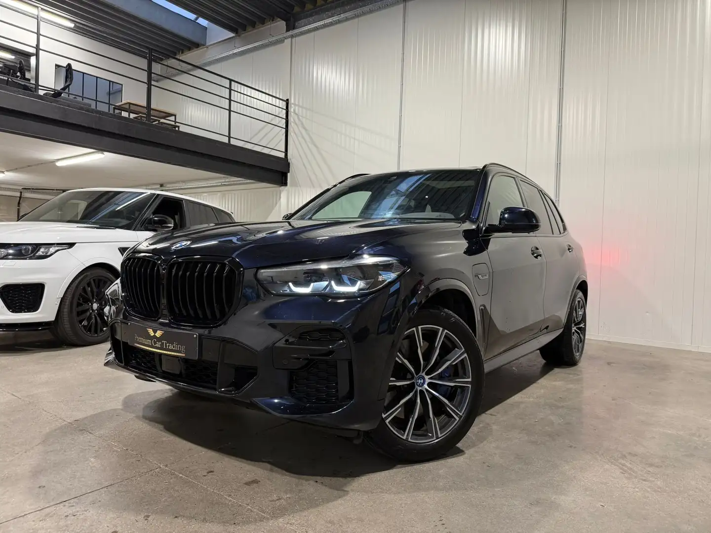 BMW X5 X5 xDrive45e *M-SPORT* PANO, MEMORY, LANE ASSIST Чорний - 1