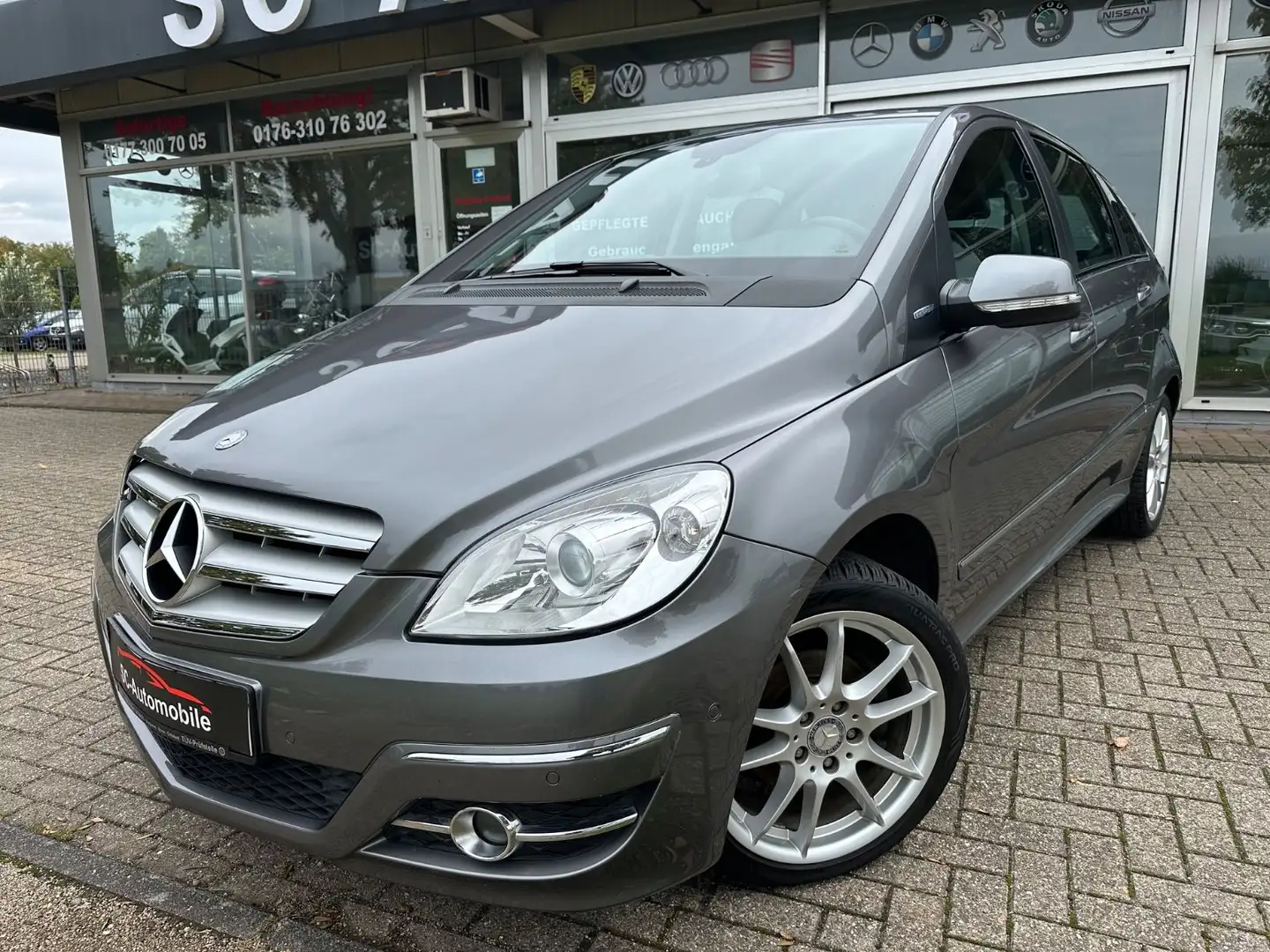 Mercedes-Benz B 160 B -Klasse B 160*NAVI*PDC Grau - 1