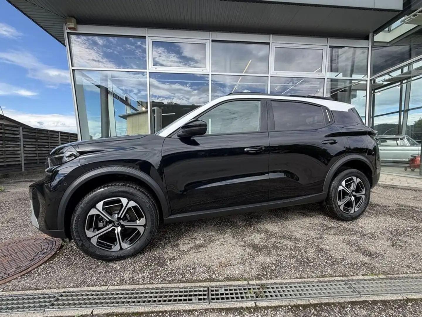 Citroen C3 Aircross Hybrid 145 MAX Schwarz - 2