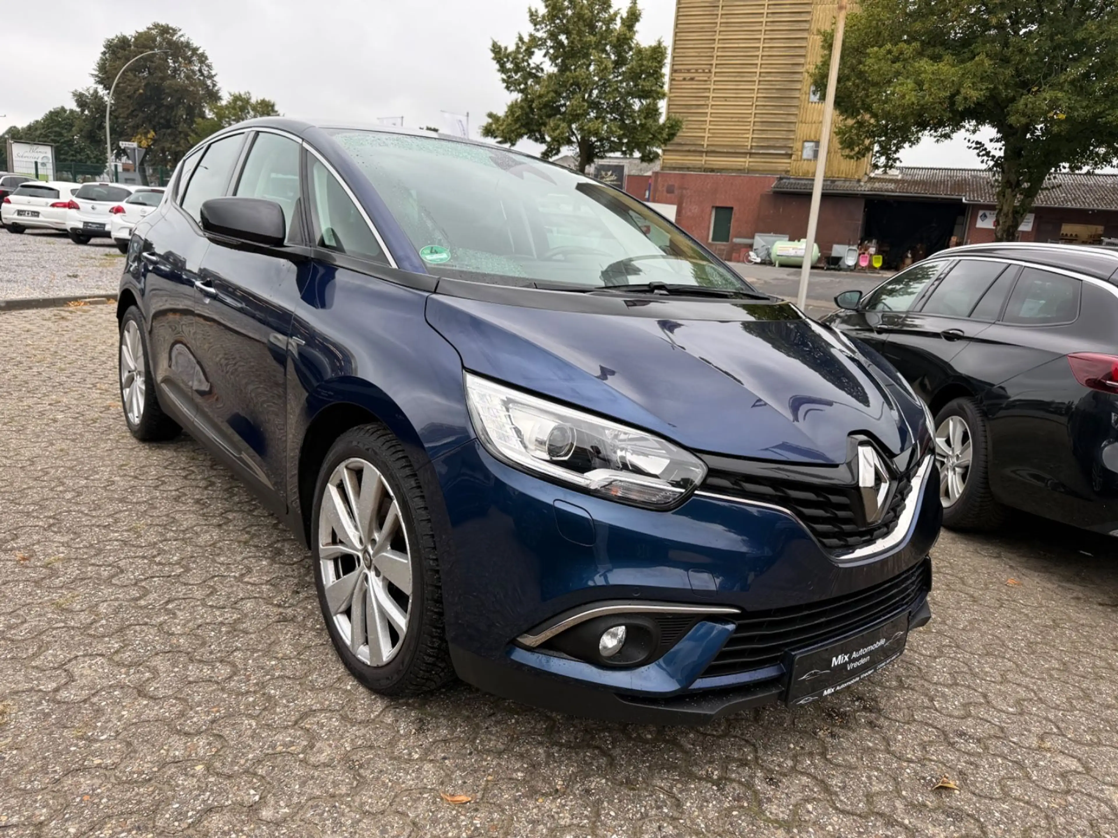 Renault Scenic IV Limited AHK Garantie — photo 3