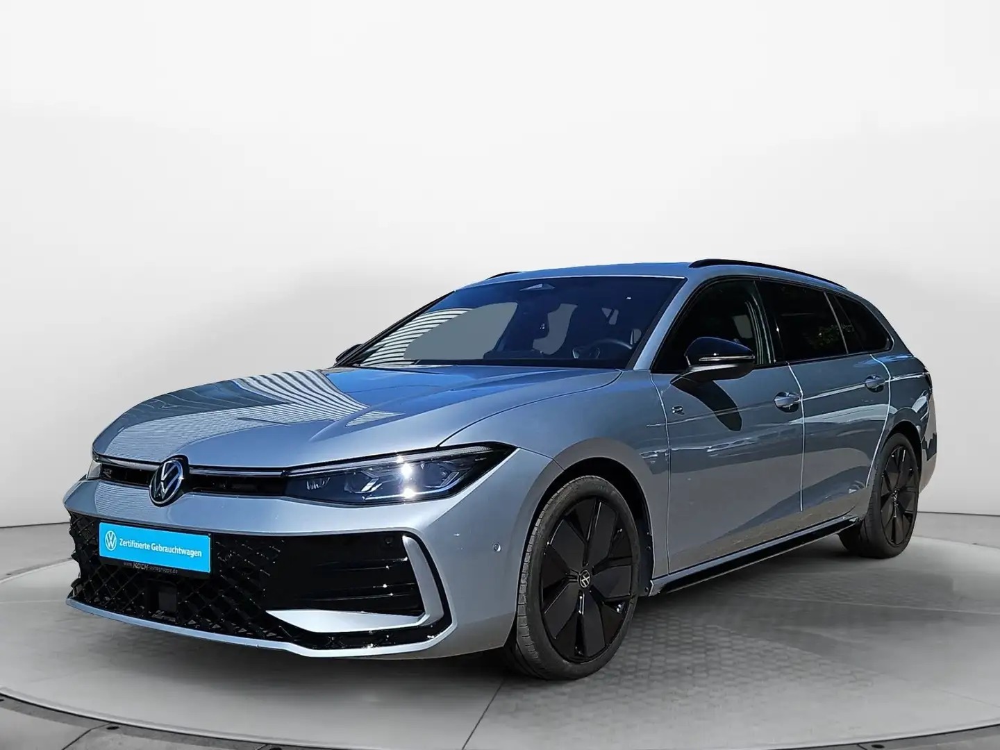 Volkswagen Passat Variant 2.0TDI R-line DSG AHK Pano Navi L Silber - 2