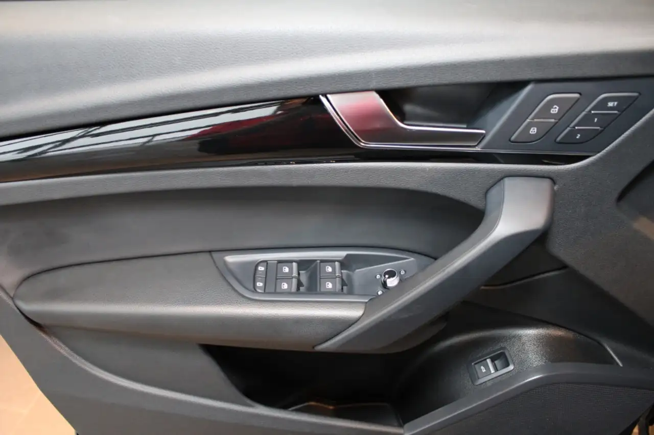 Audi Q5 снимка Audi Q5