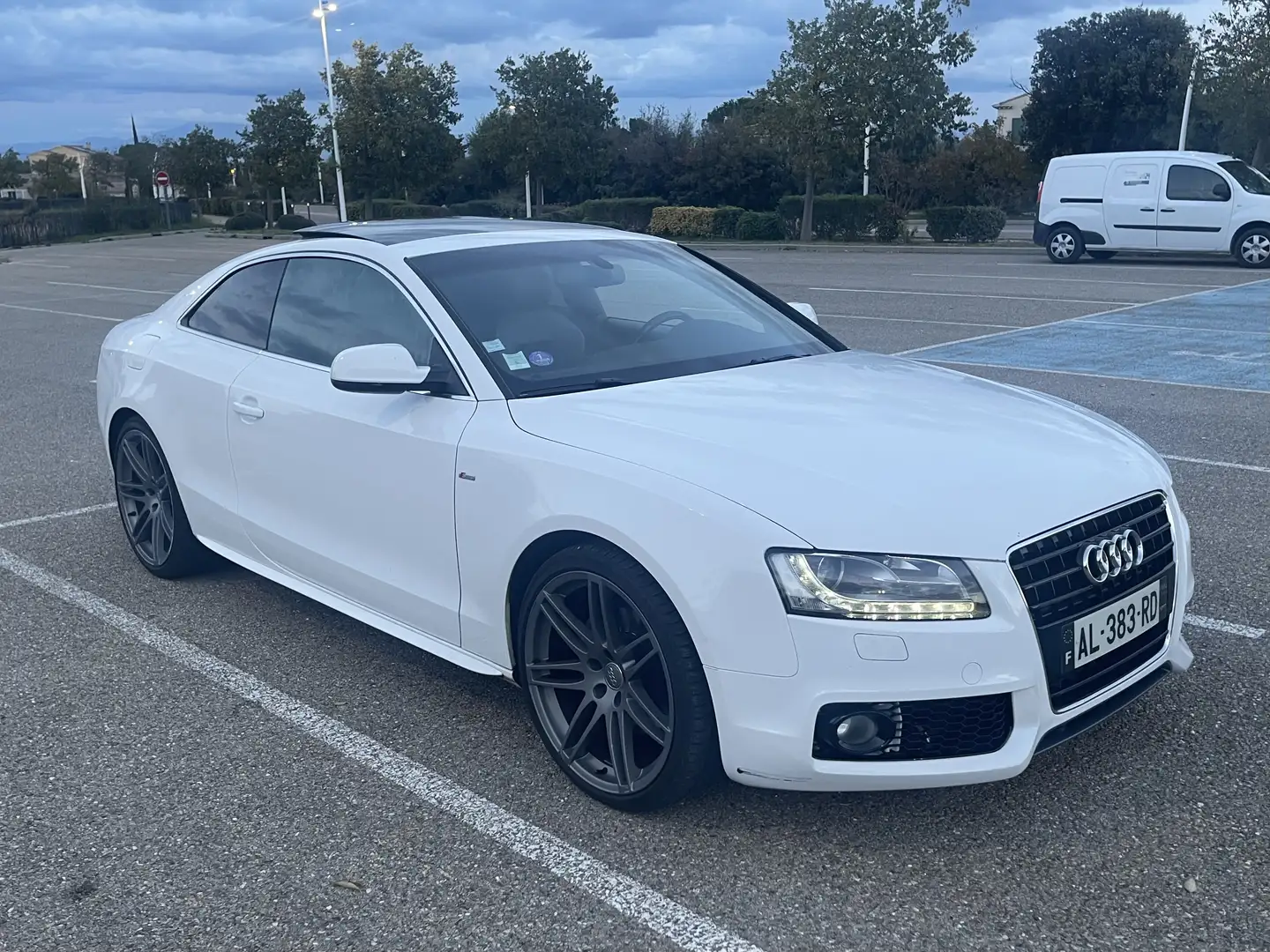 Audi A5 2.0 TFSI 211 S line - 2