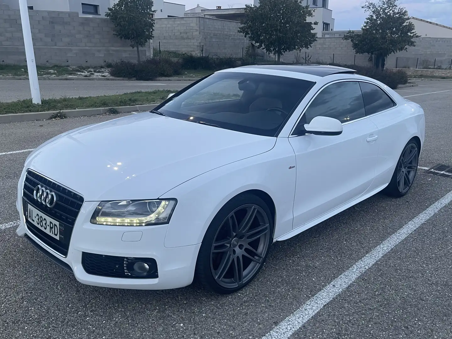 Audi A5 2.0 TFSI 211 S line - 1