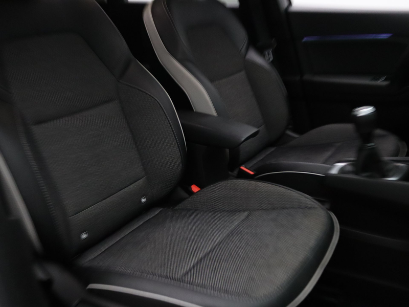 Renault Captur 100pk TCe Intens Apple Carplay/Android Auto | Clim — photo 29