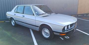 520i e28