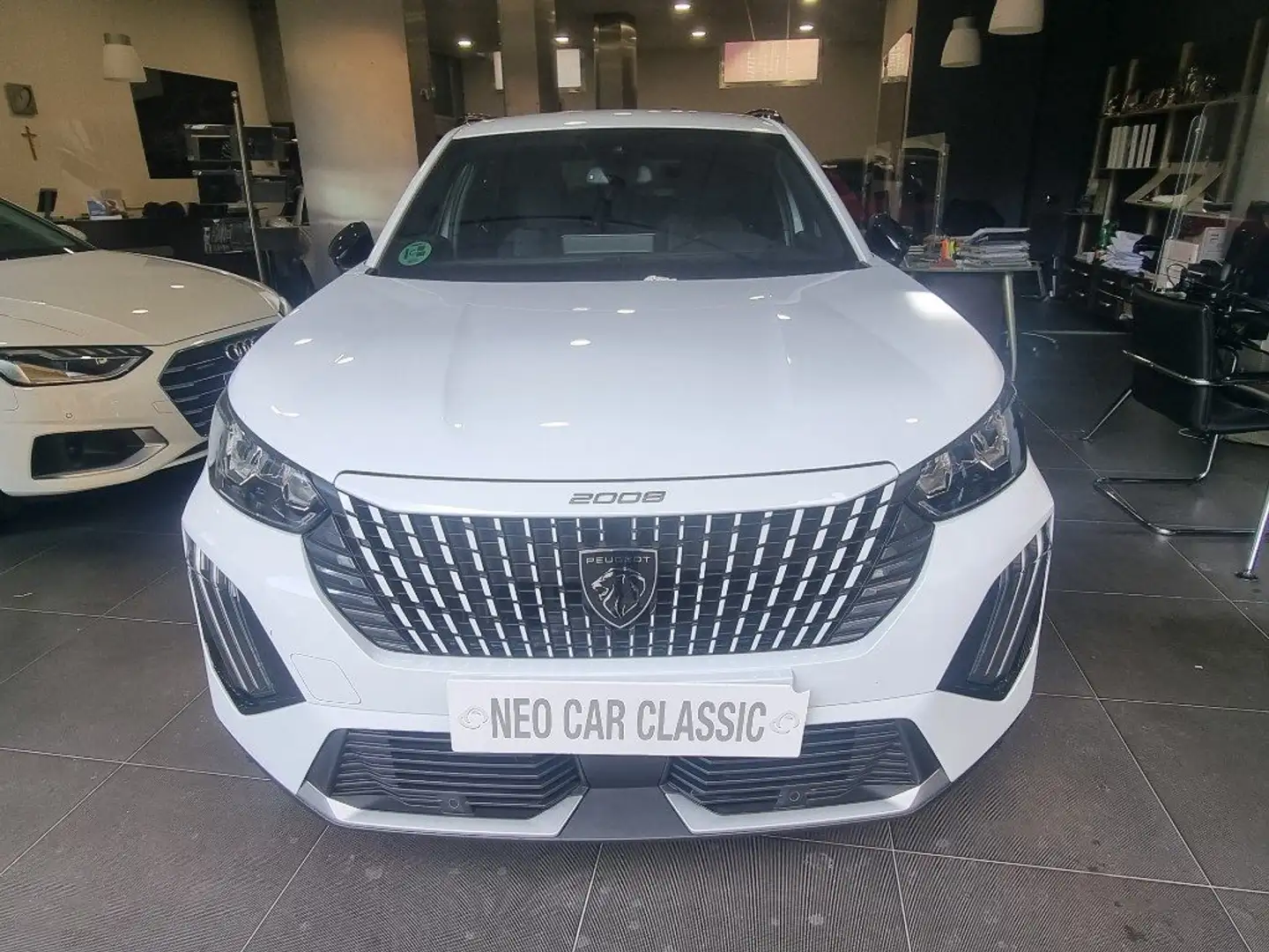 Peugeot 2008 PureTech 130 S&S EAT8 Allure Bianco - 2