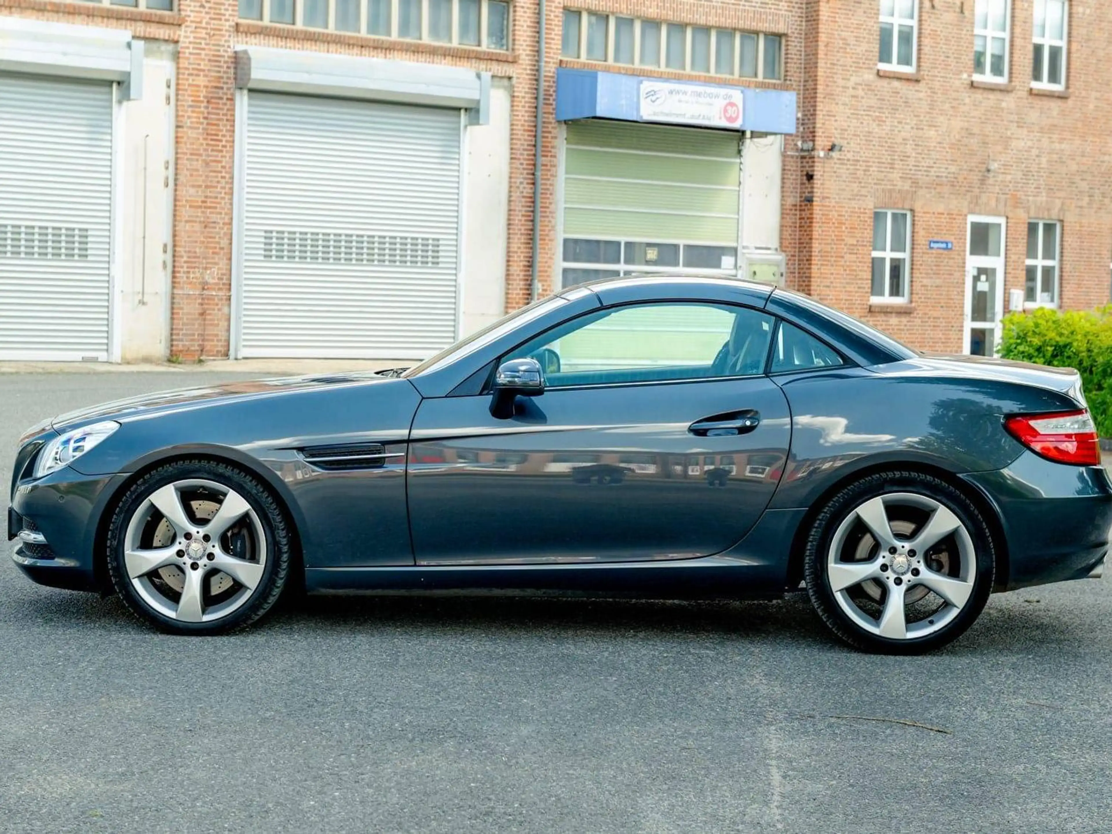 Mercedes-Benz SLK 350 SLK-Klasse (BlueEFFICIENCY) 7G-TRONIC — photo 2