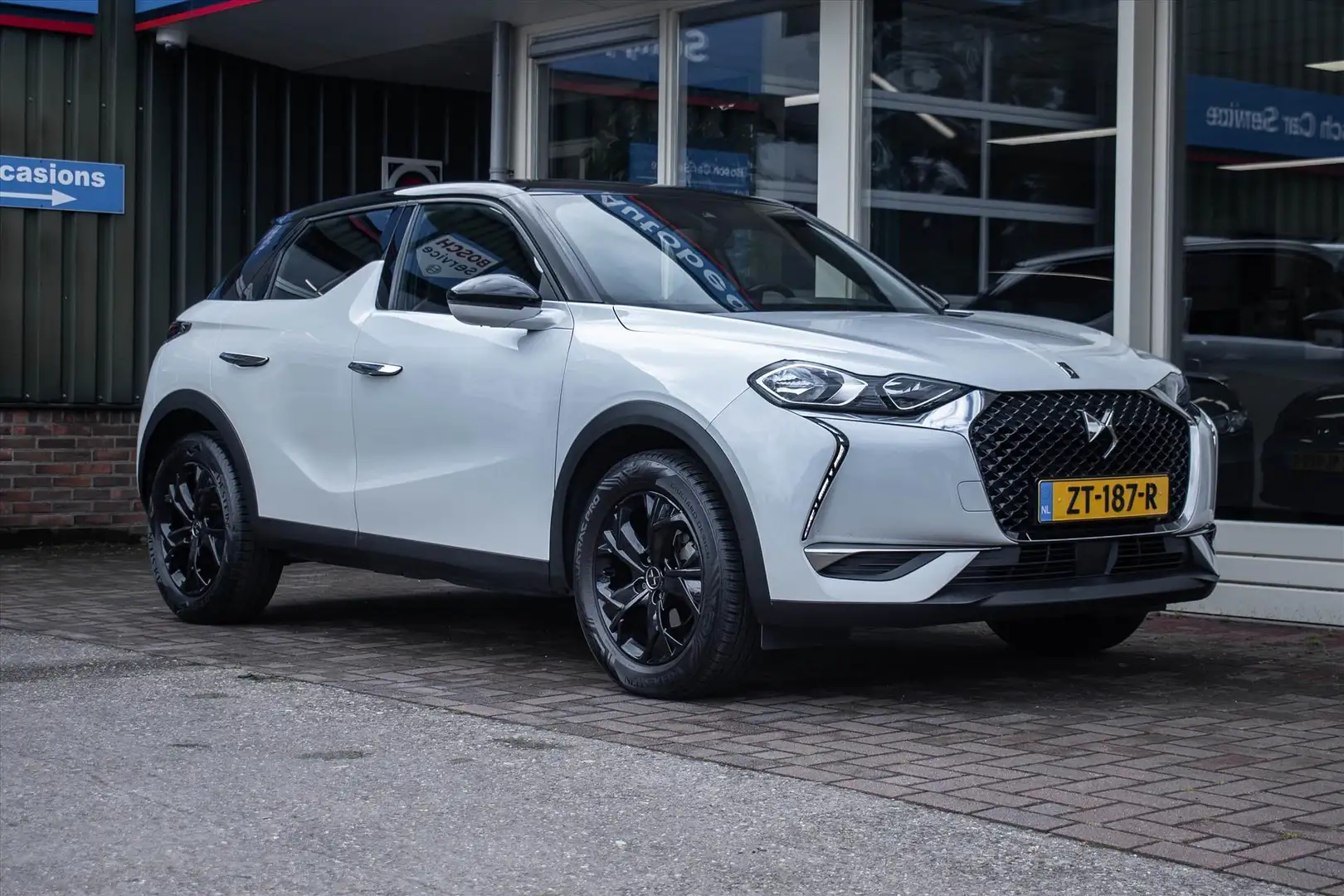 DS Automobiles DS 3 Crossback 1.2 PureTech 100pk Business Wit - 2