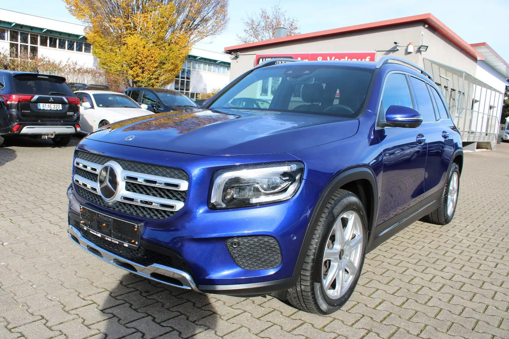 Mercedes-Benz GLB 220 d 4MATIC 360°Kamera AHK,Navi,LED, Blau - 1