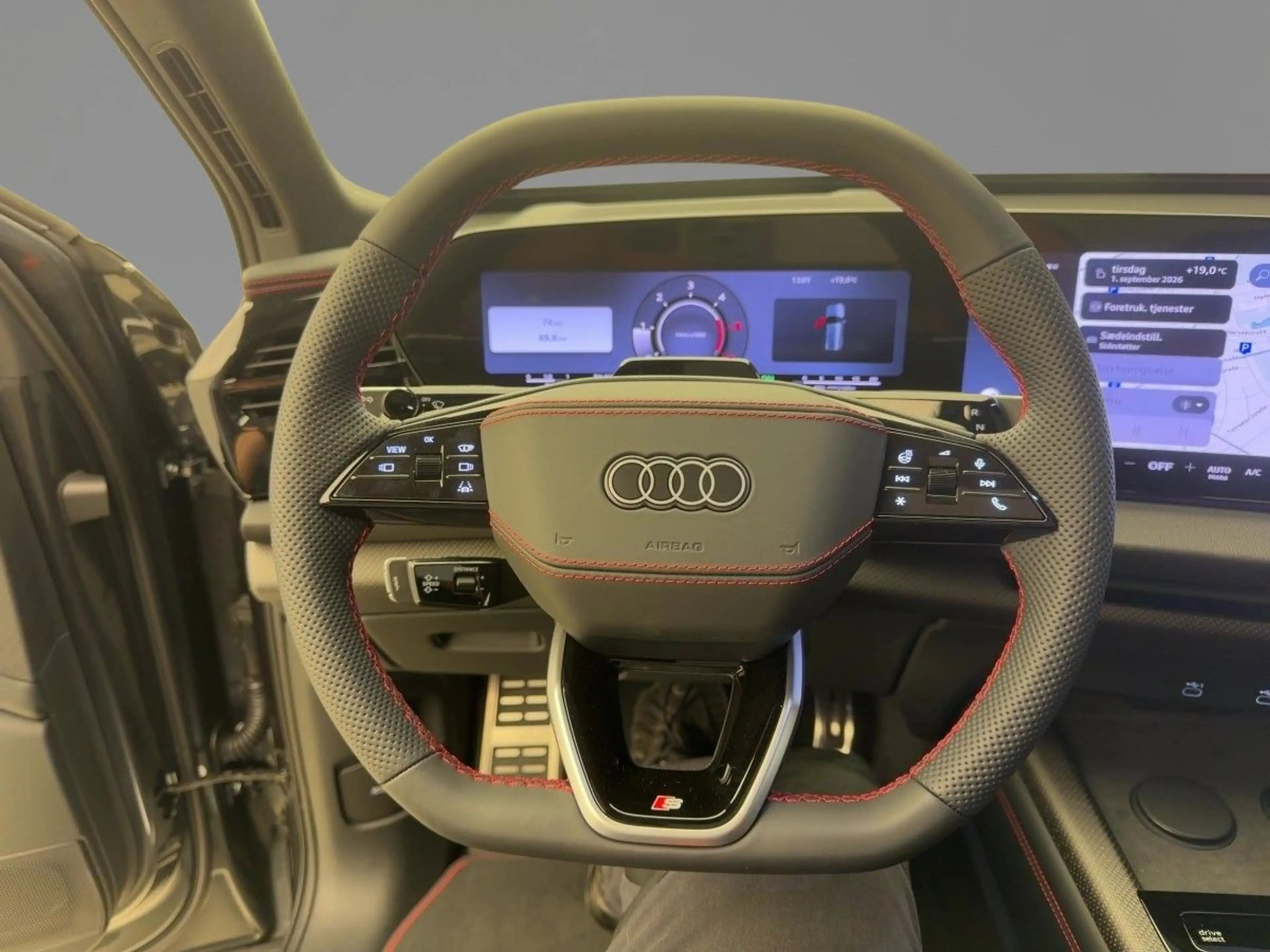 Audi Q7 SUV TDI *QUA*S-LINE*PANO*MATRIX*B&O*ACC* — photo 11