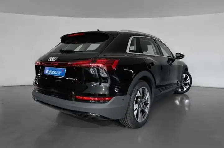 Audi e-tron 50 quattro 2022, foto 2
