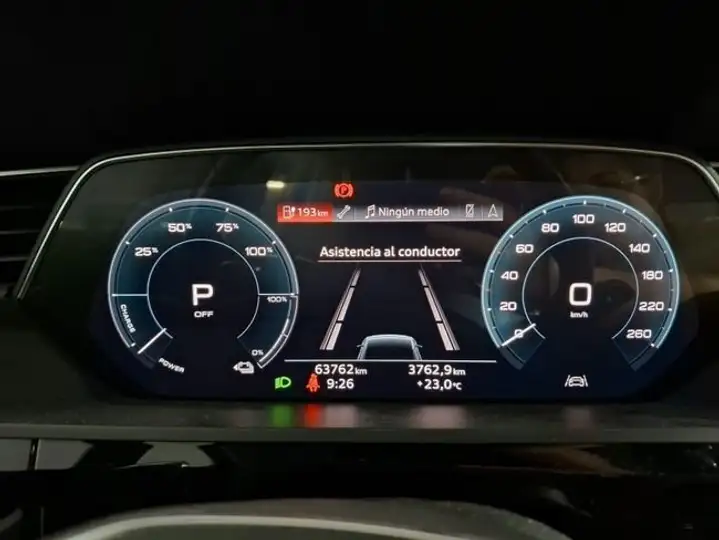 Audi e-tron 50 quattro 2022, foto 7