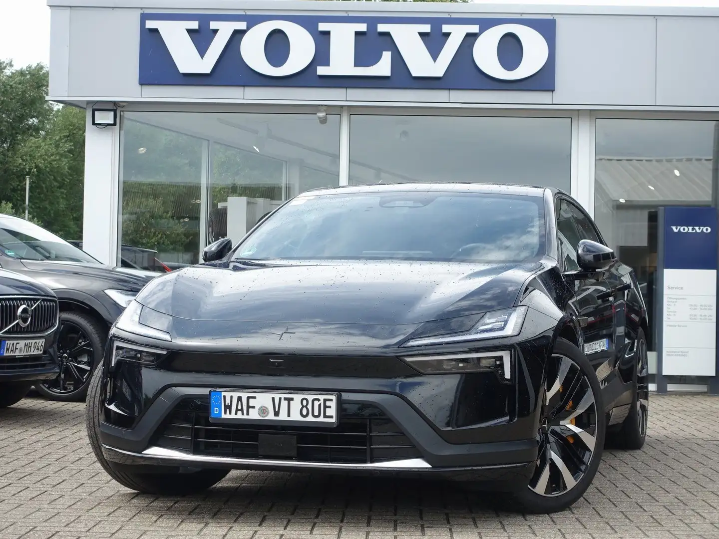 Polestar 4 Long Range Dual Motor/Perfomance/Massage Чорний - 1