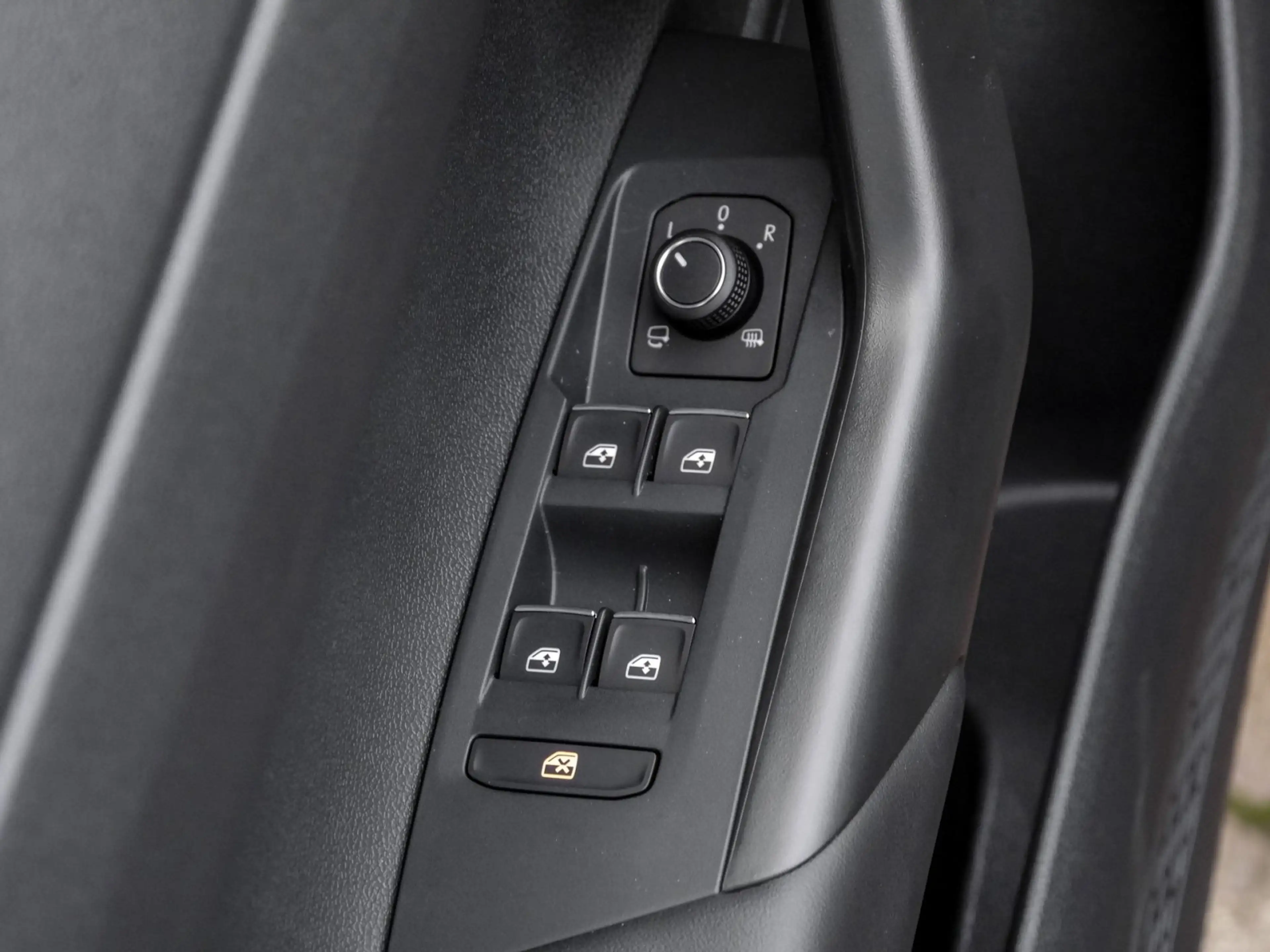 Volkswagen Taigo ENERGY 1.0 TSI DSG IQ.Light Navi AHK TravelAss. — photo 13