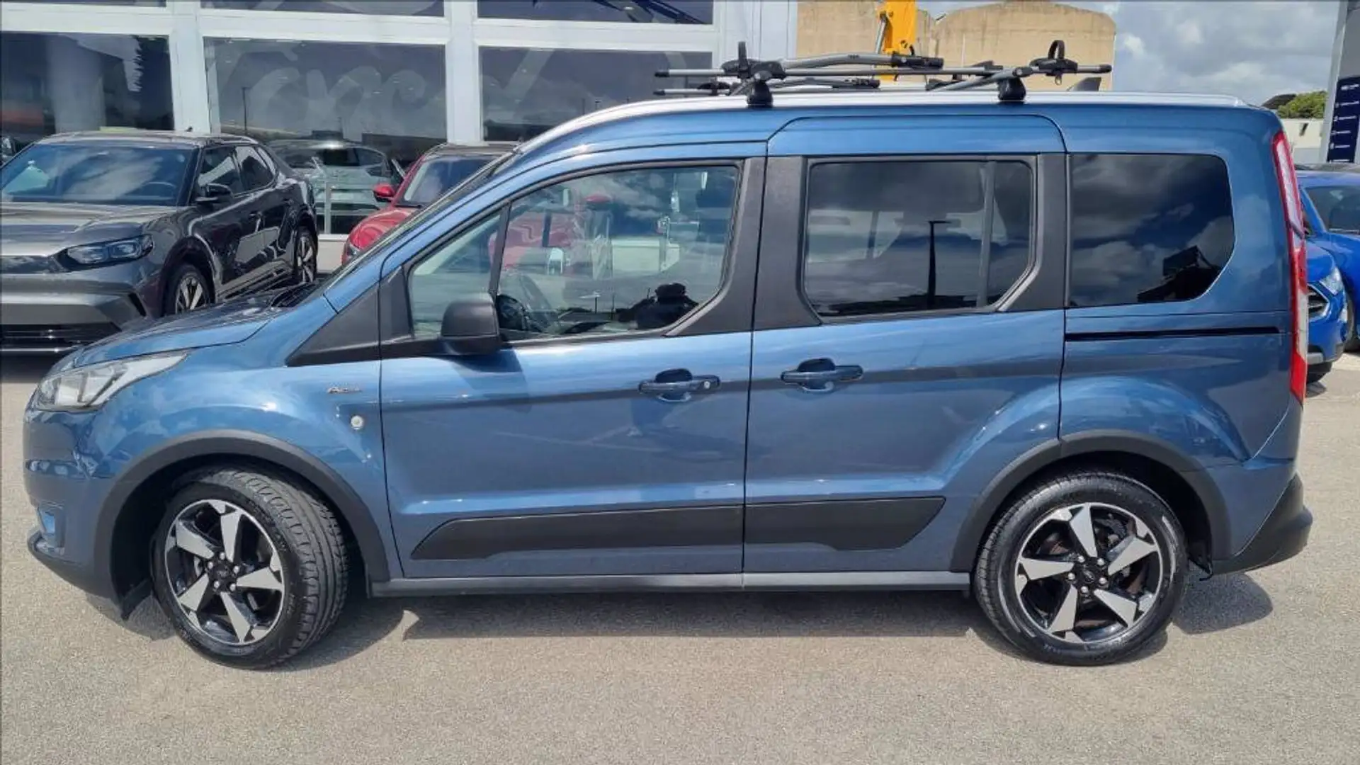 Ford Tourneo Connect 1.5 tdci 120cv active e6.2 plava - 2