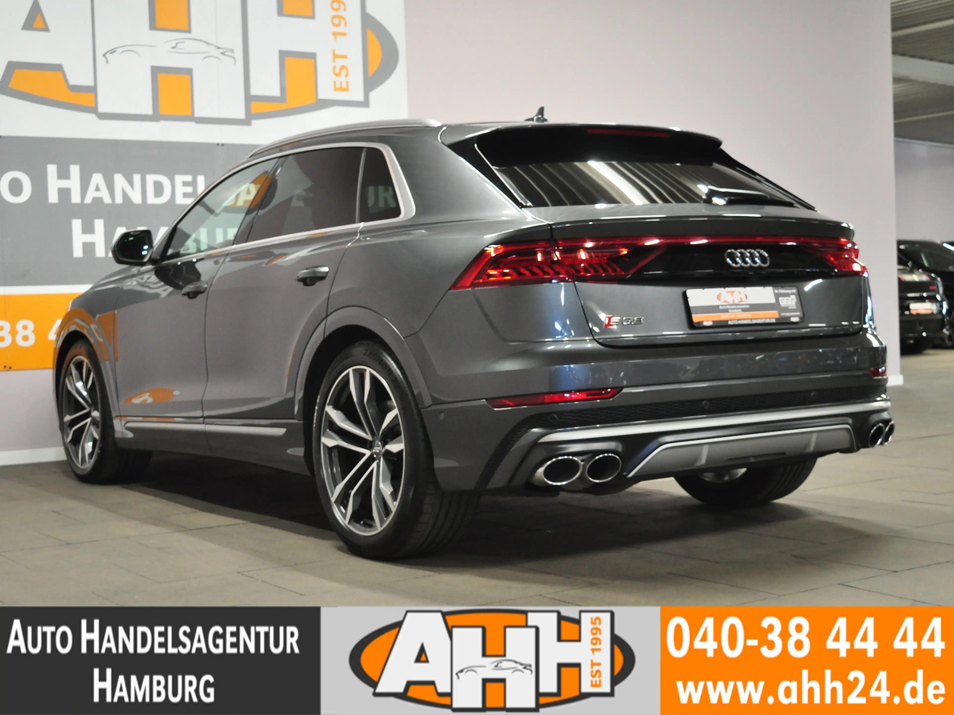 Audi SQ8 4.0 TDI QUATTRO LUFT|PANO|MATRIX|B&O|AHK|22Z — photo 3