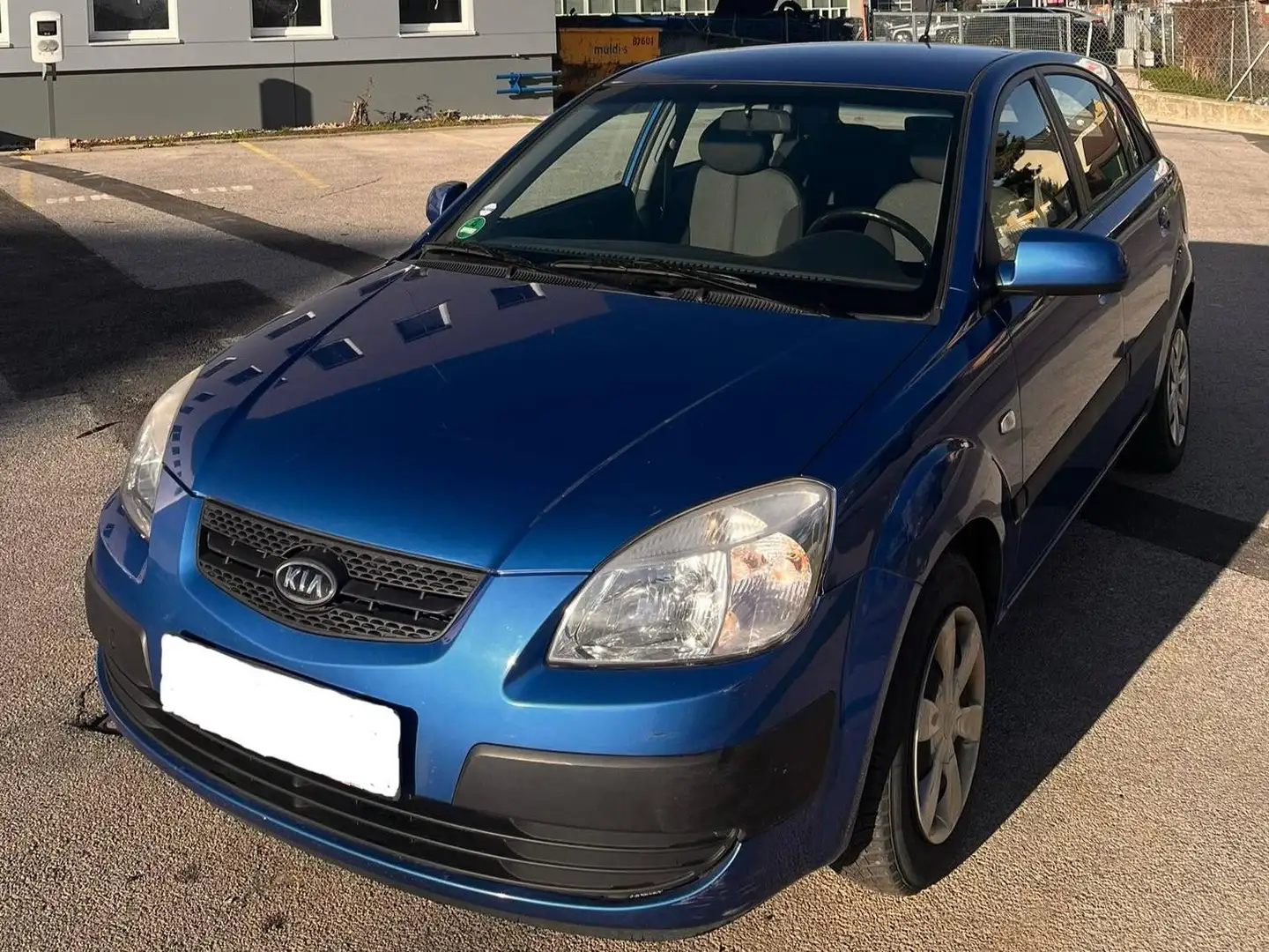 Kia Rio Rio 1,4i Motion Motion Blau - 1
