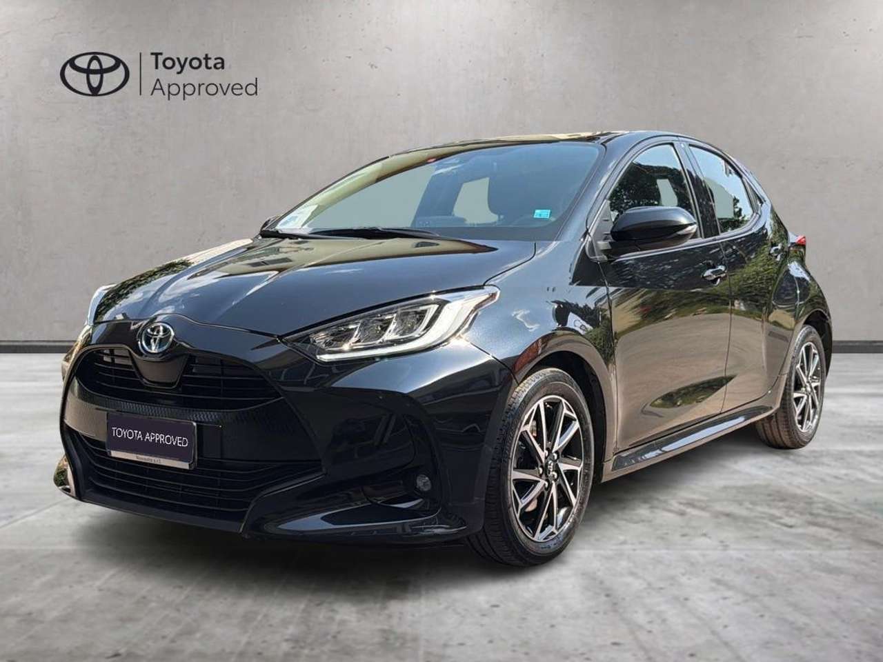 Toyota Yaris Hybrid Trend MY22
