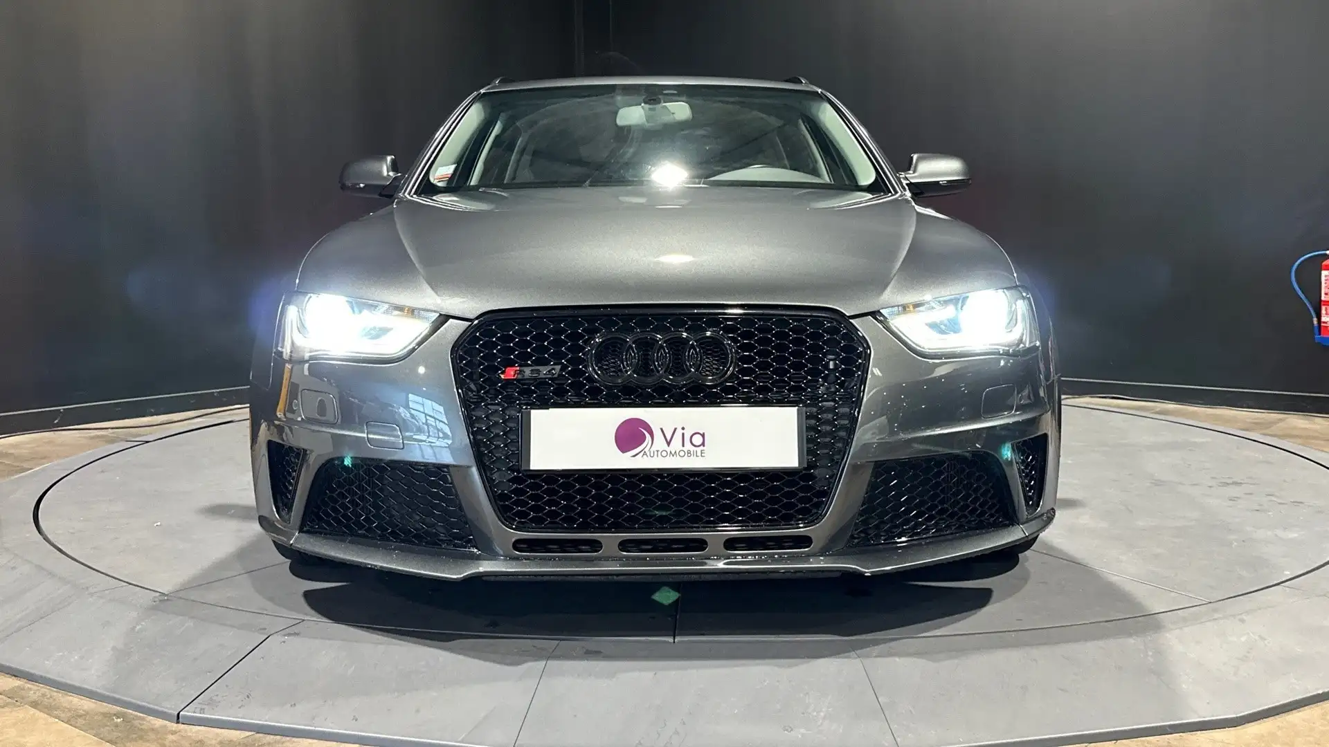 Audi RS4 RS4 V8 4.2 FSI 450 Quattro Grau - 2